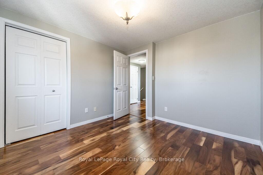 Photo 27 of 64 Shackleton Drive, Guelph, Grange Road — HOMEH