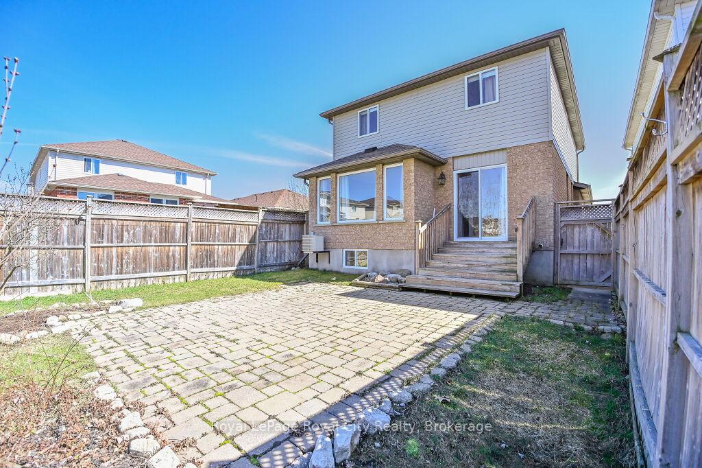 Photo 44 of 64 Shackleton Drive, Guelph, Grange Road — HOMEH