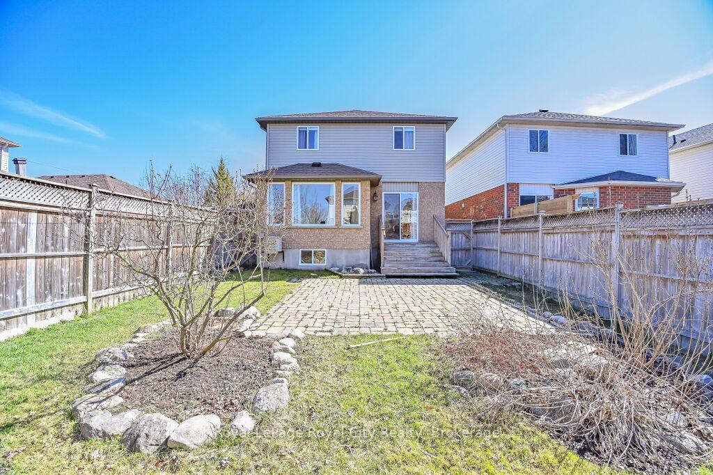 Photo 46 of 64 Shackleton Drive, Guelph, Grange Road — HOMEH