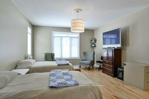 Photo 11 of 20 Twig's End, Gravenhurst, Muskoka (S) — HOMEH