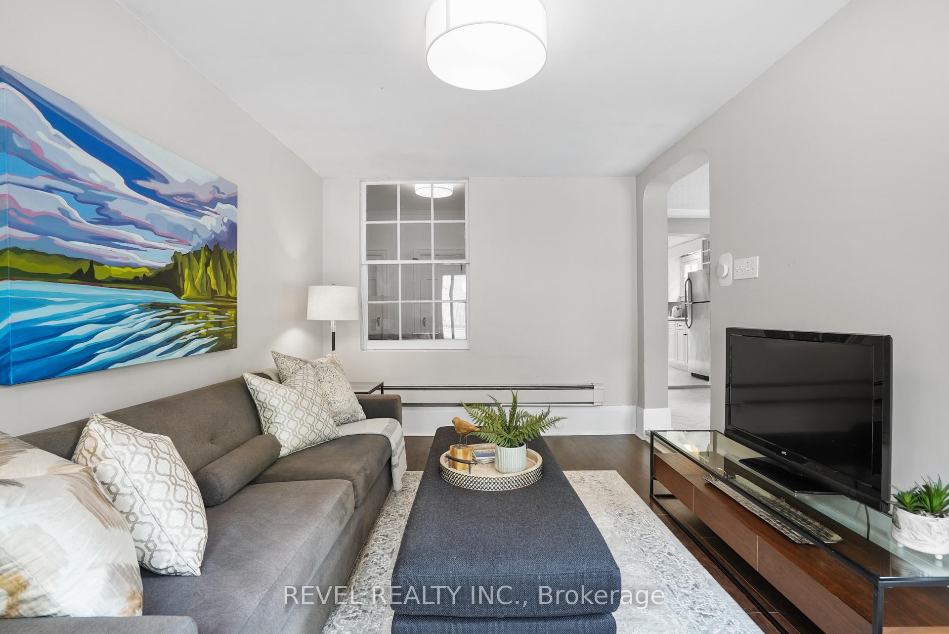 Photo 22 of 102 Blake Street, Barrie, North Shore — HOMEH
