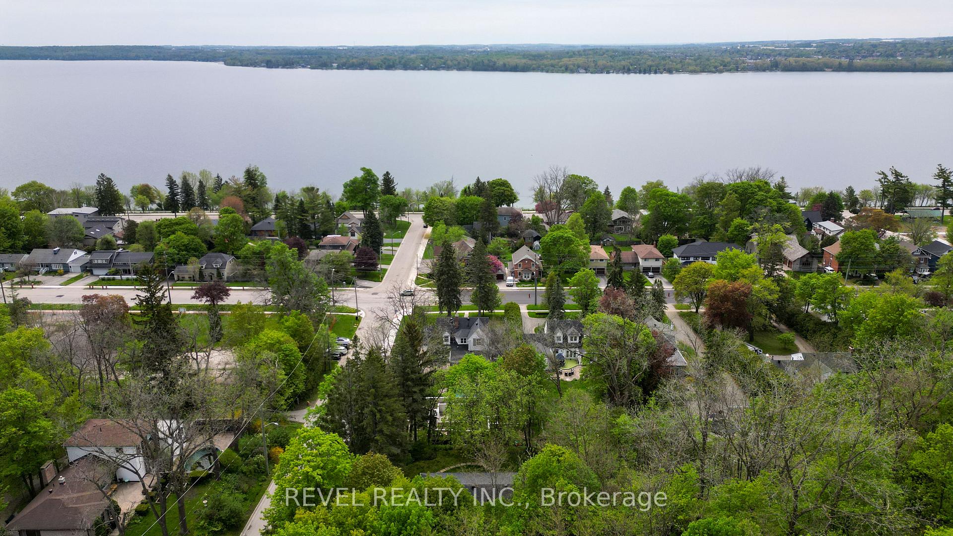 Photo 45 of 102 Blake Street, Barrie, North Shore — HOMEH