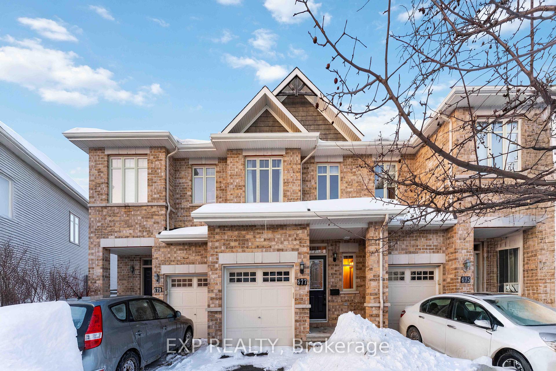 Photo 2 of 677 Bowercrest Crescent, Ottawa, Riverside South/Gloucester Glen — HOMEH