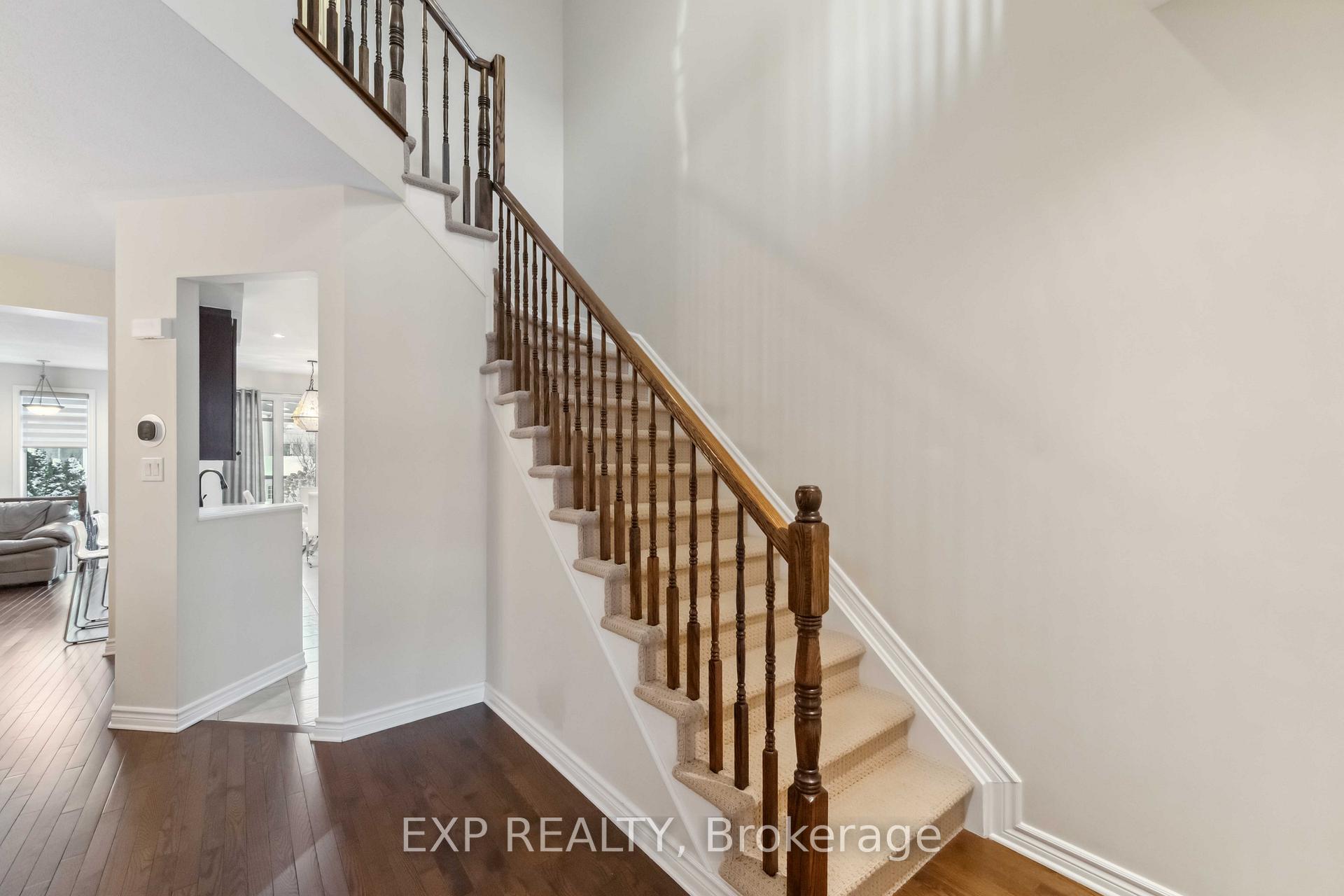 Photo 4 of 677 Bowercrest Crescent, Ottawa, Riverside South/Gloucester Glen — HOMEH