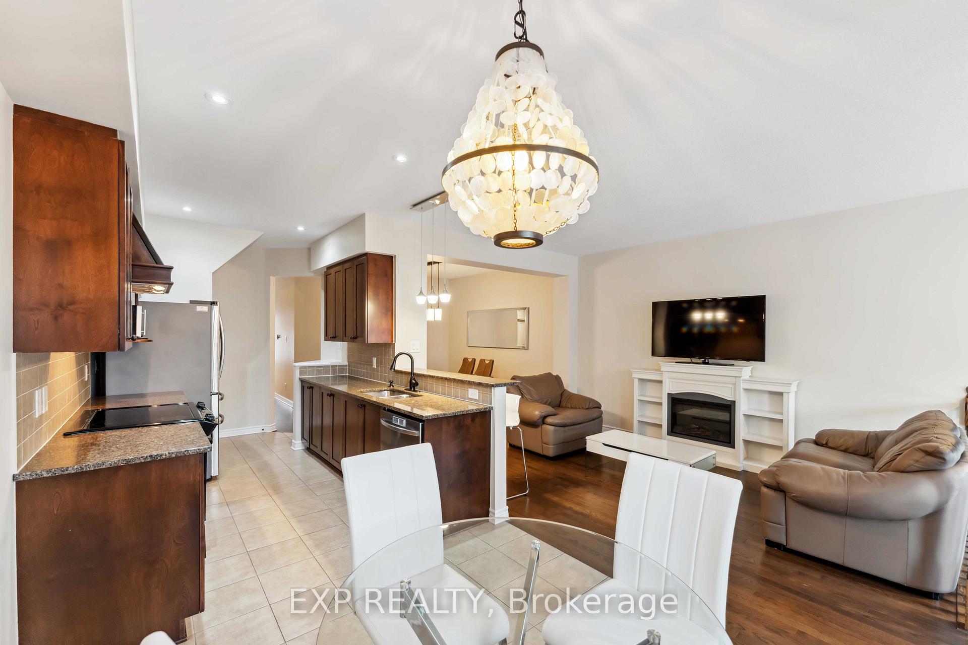 Photo 10 of 677 Bowercrest Crescent, Ottawa, Riverside South/Gloucester Glen — HOMEH