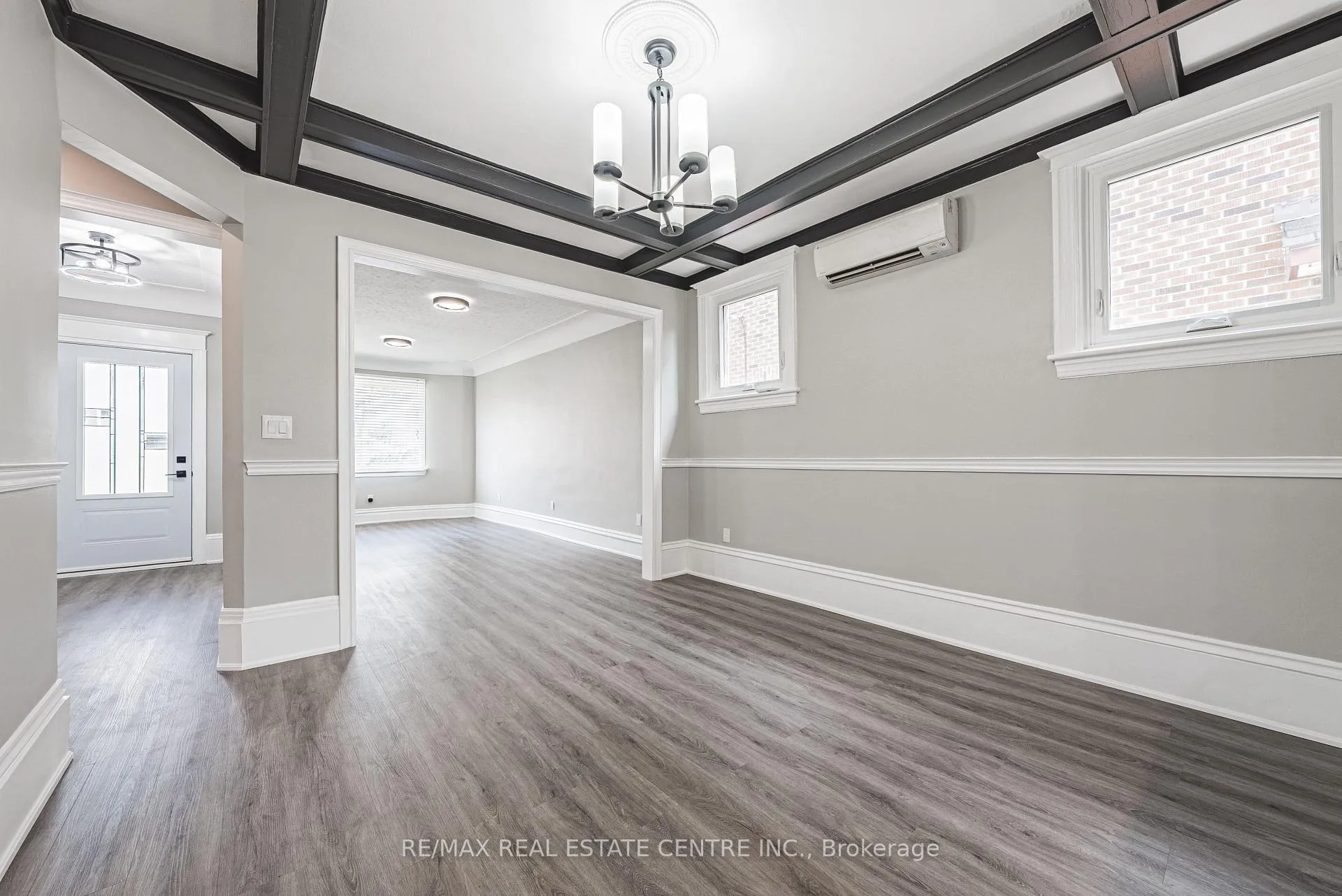 Photo 24 of 354 Cumberland Avenue, Hamilton, Blakeley — HOMEH