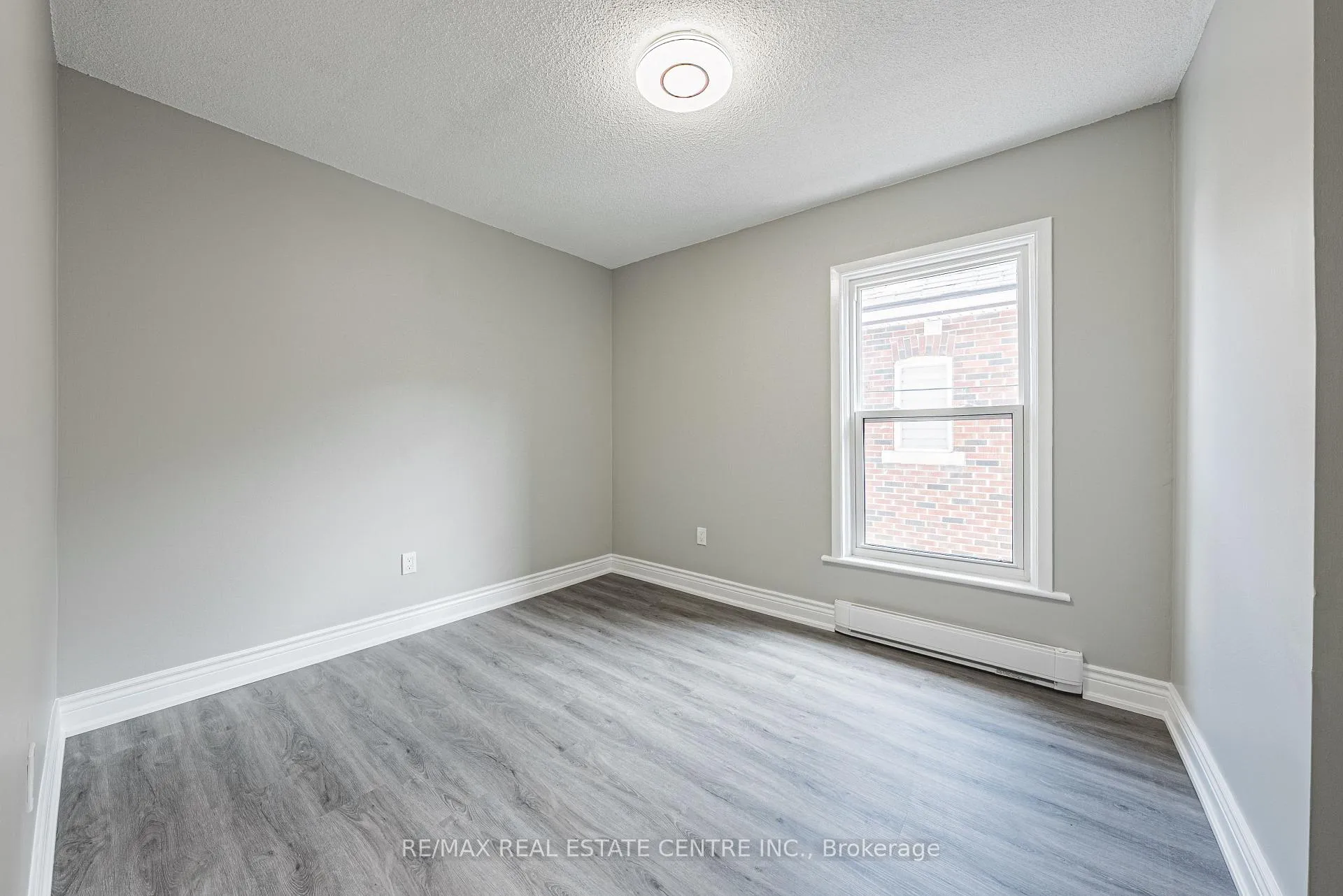 Photo 62 of 354 Cumberland Avenue, Hamilton, Blakeley — HOMEH