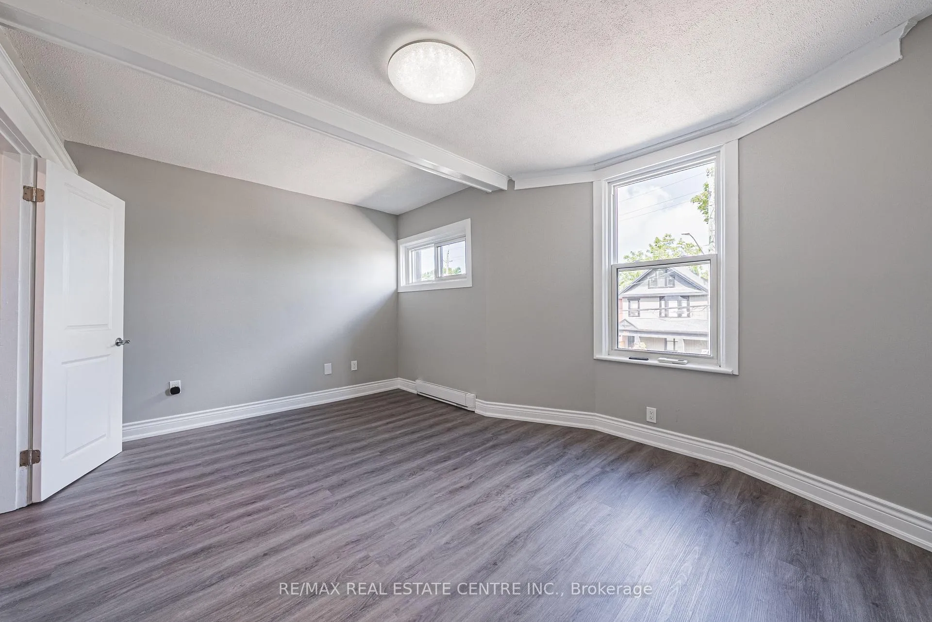 Photo 74 of 354 Cumberland Avenue, Hamilton, Blakeley — HOMEH