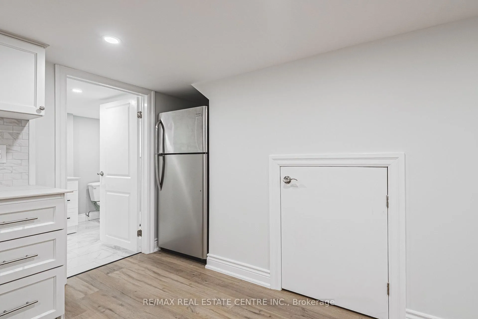 Photo 93 of 354 Cumberland Avenue, Hamilton, Blakeley — HOMEH