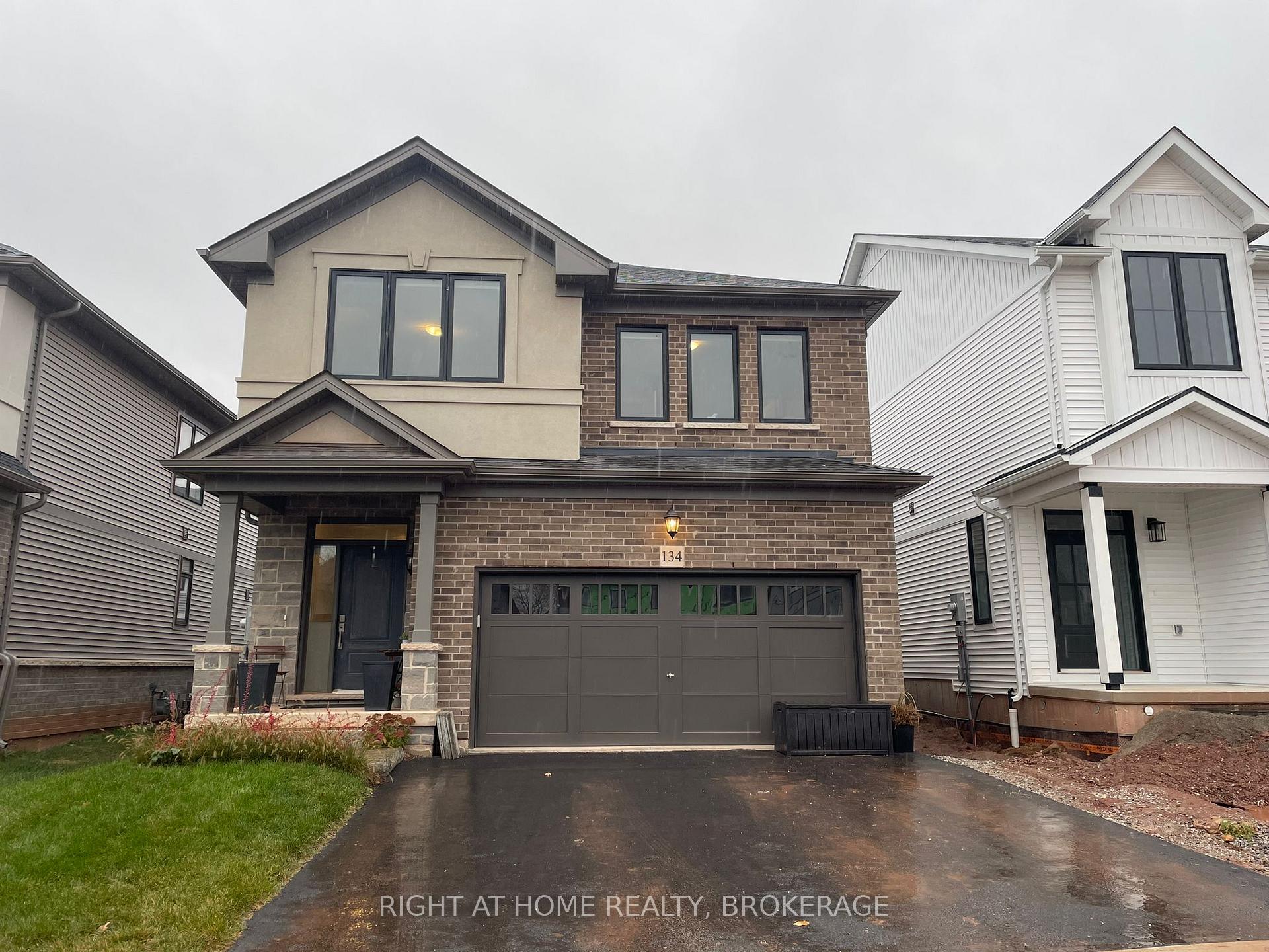 Photo 1 of 134 Terrace Drive, Grimsby, Grimsby East — HOMEH