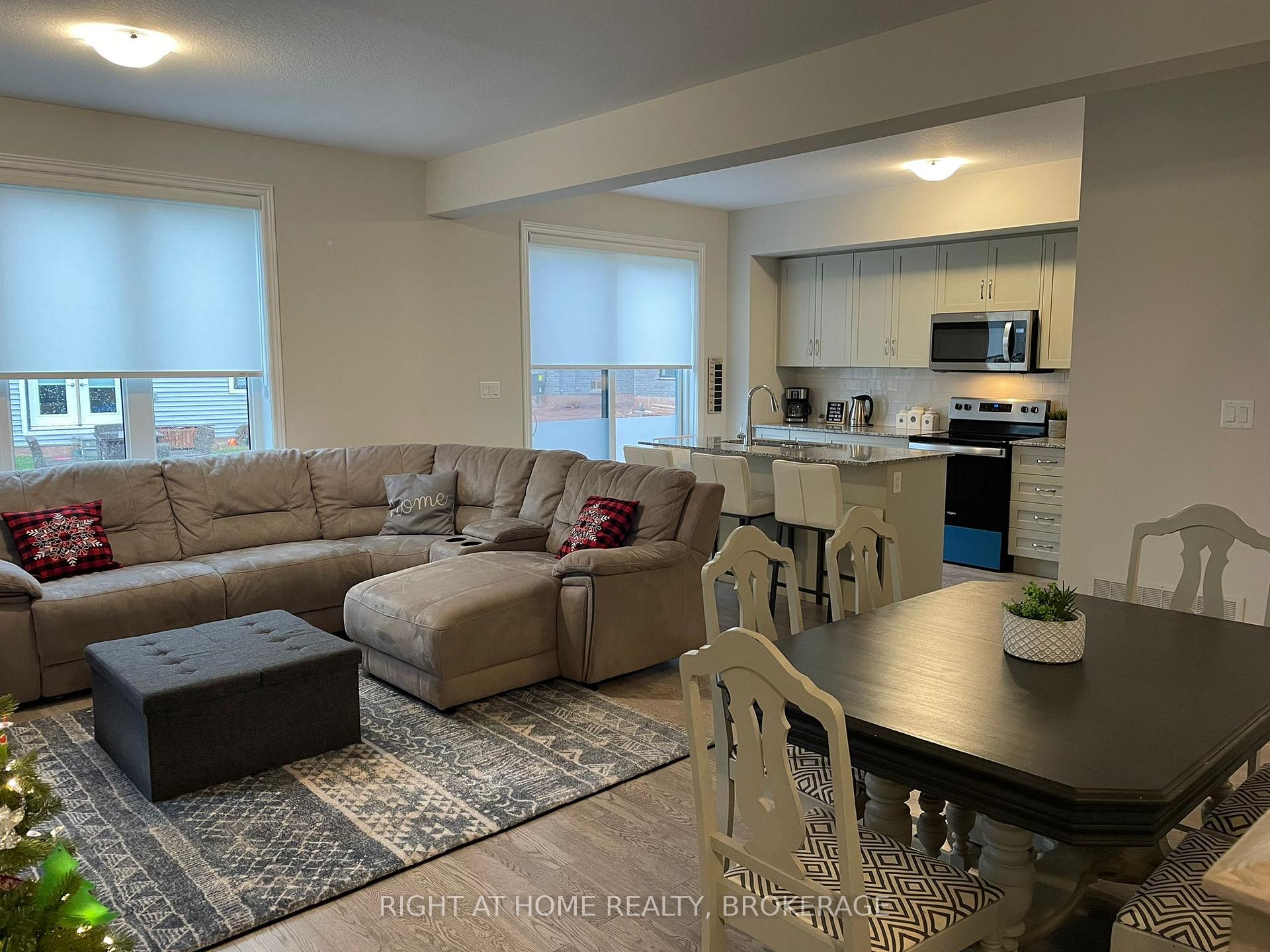 Photo 9 of 134 Terrace Drive, Grimsby, Grimsby East — HOMEH