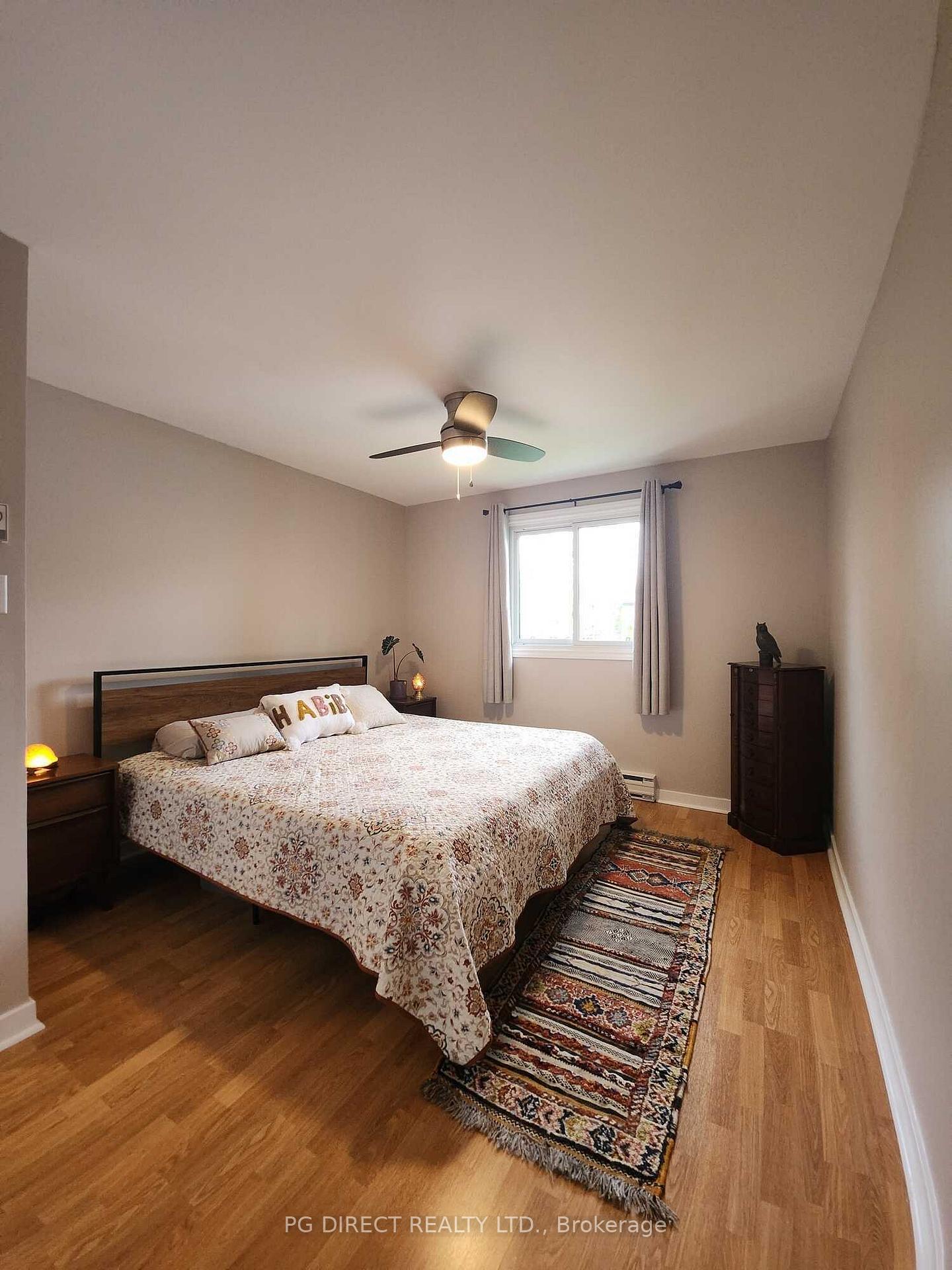 Photo 6 of 644 Dundas Crescent, Cornwall — HOMEH