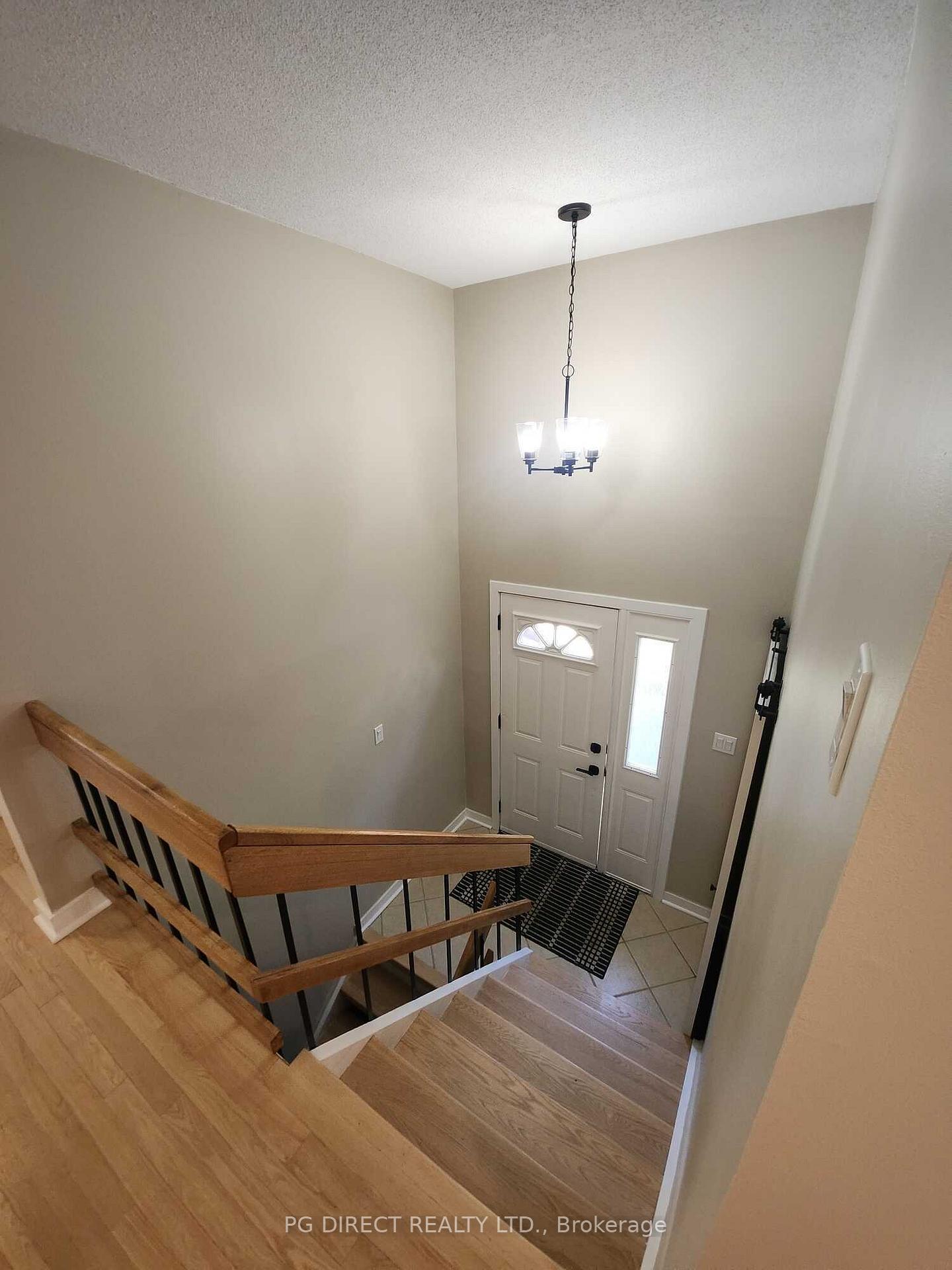 Photo 11 of 644 Dundas Crescent, Cornwall — HOMEH