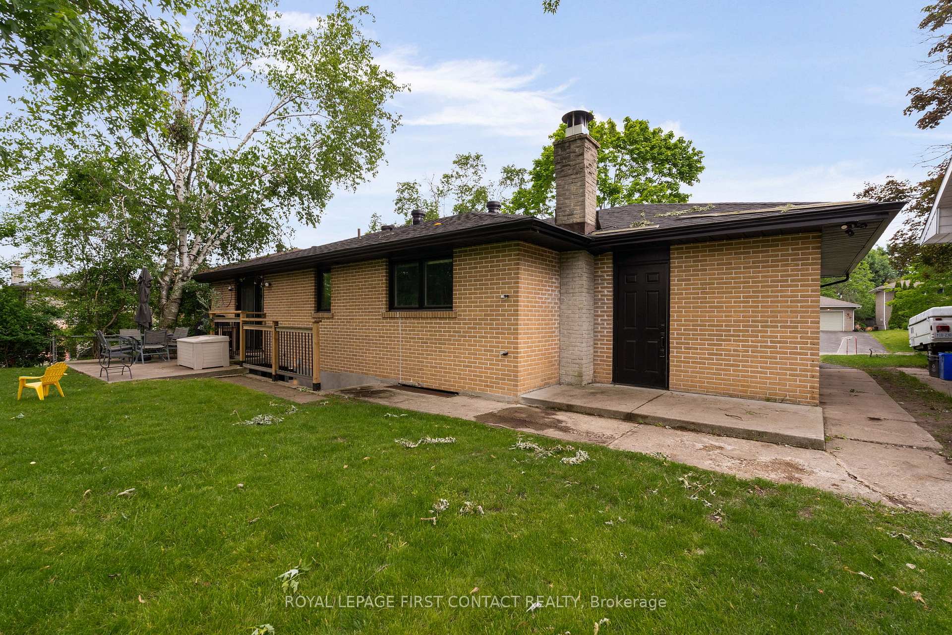 Photo 16 of 26 Ottaway Avenue, Barrie, Wellington — HOMEH