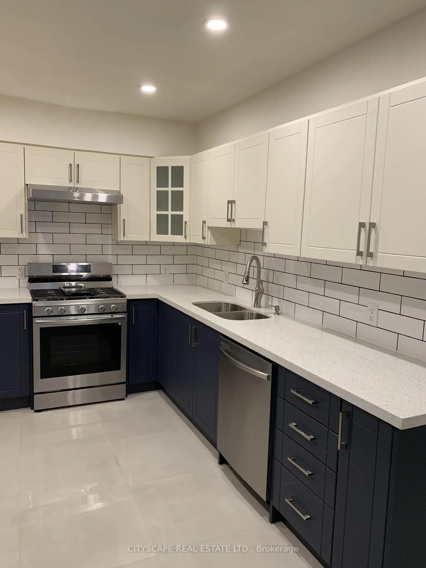 Photo 18 of 12 Kinrade Avenue, Hamilton, Gibson — HOMEH