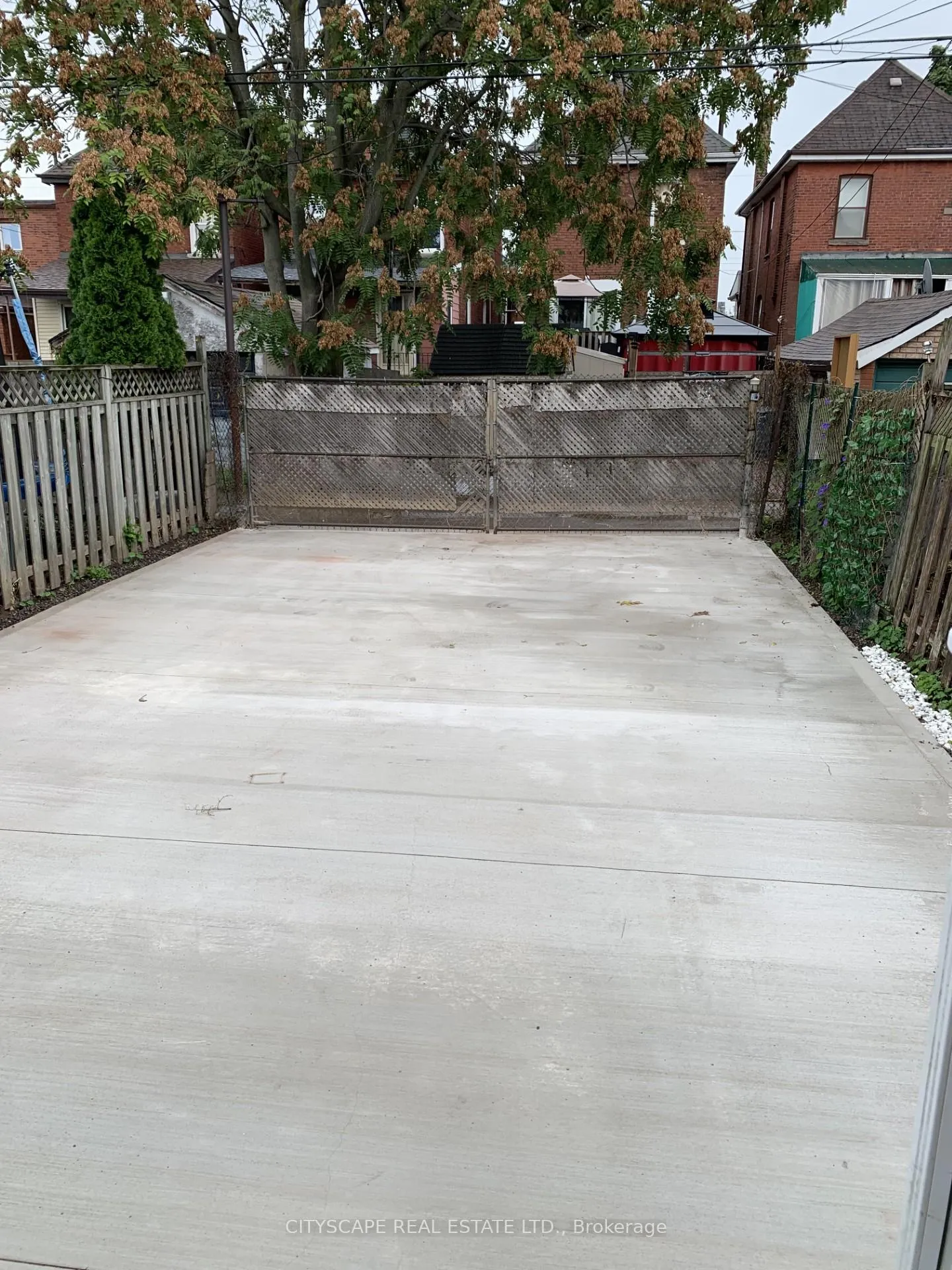 Photo 26 of 12 Kinrade Avenue, Hamilton, Gibson — HOMEH
