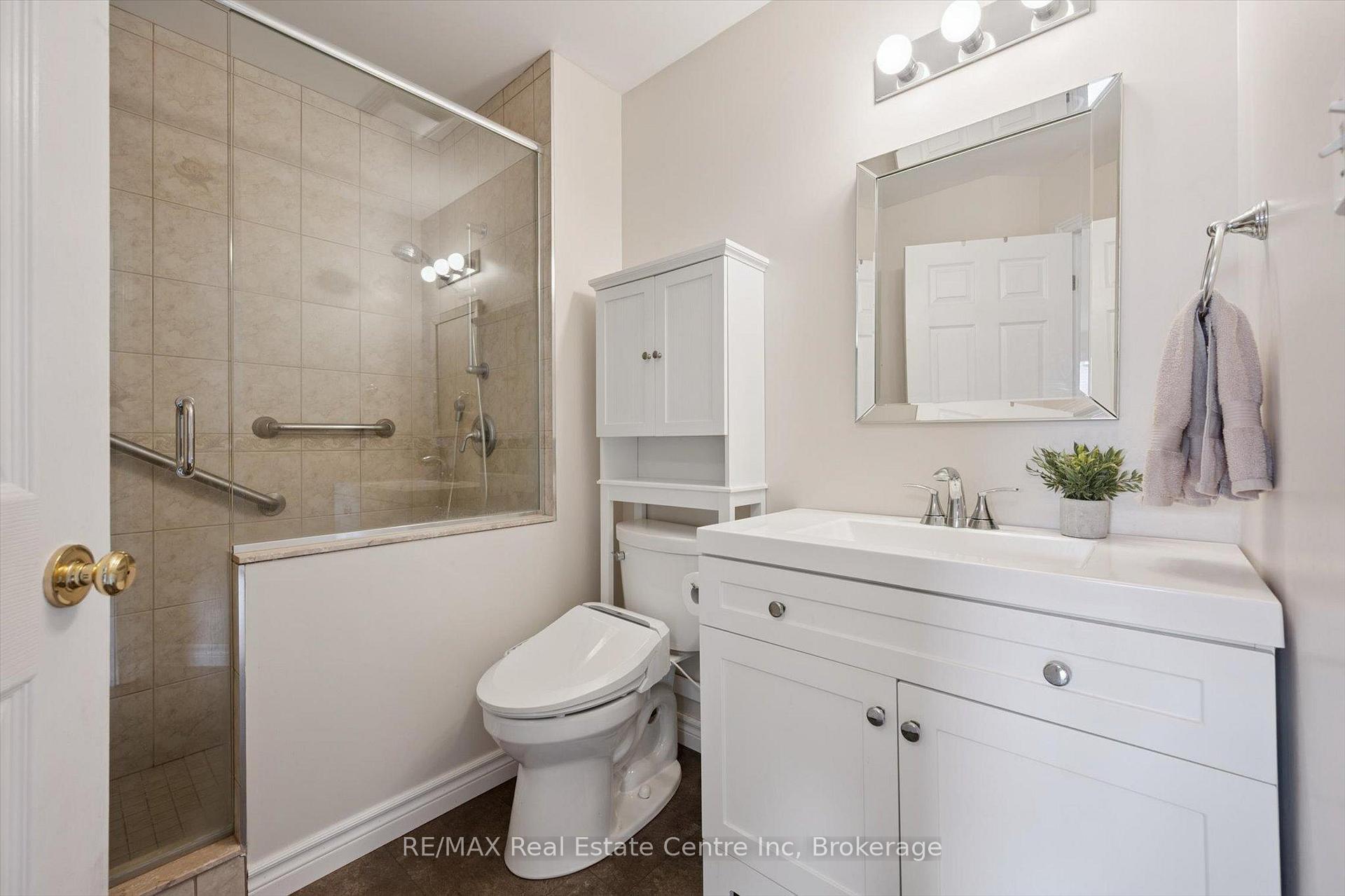 Photo 15 of 98 Schroder Crescent, Guelph, Grange Road — HOMEH