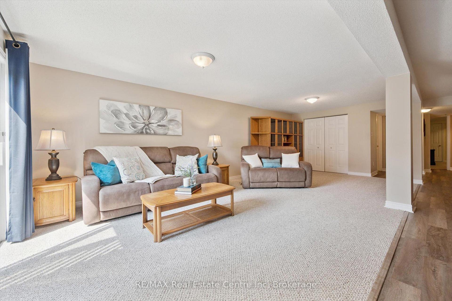 Photo 18 of 98 Schroder Crescent, Guelph, Grange Road — HOMEH