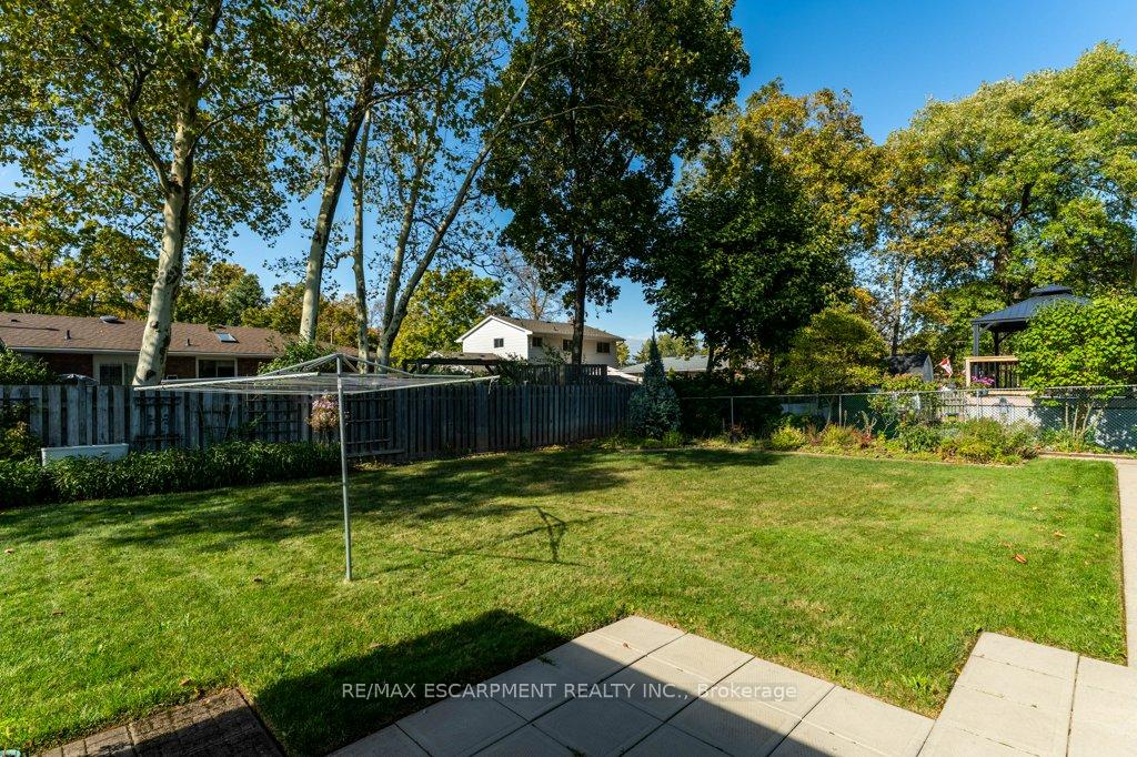 Photo 31 of 30 Leawood Drive, Grimsby, Grimsby West — HOMEH