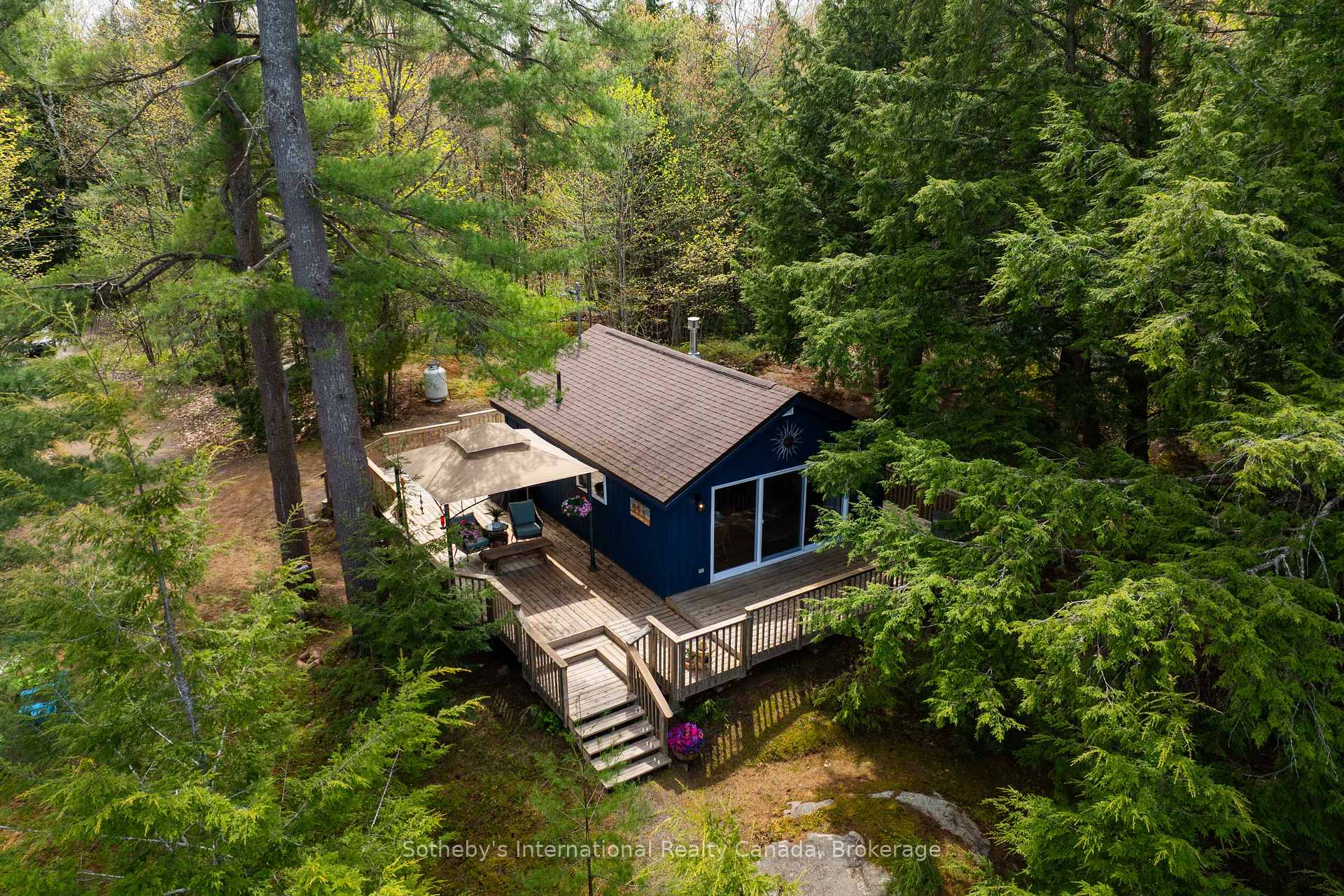 Photo 4 of 197 Haleway Drive, Gravenhurst, Wood (Gravenhurst) — HOMEH