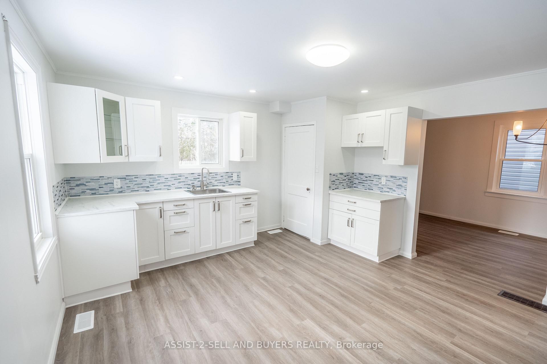 Photo 6 of 3024 Pitt Street, Cornwall — HOMEH