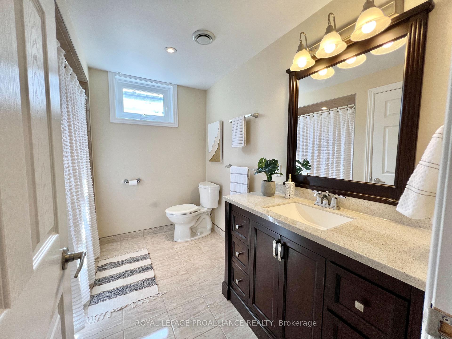 Photo 27 of 27 Briarwood Crescent, Belleville, Belleville Ward — HOMEH