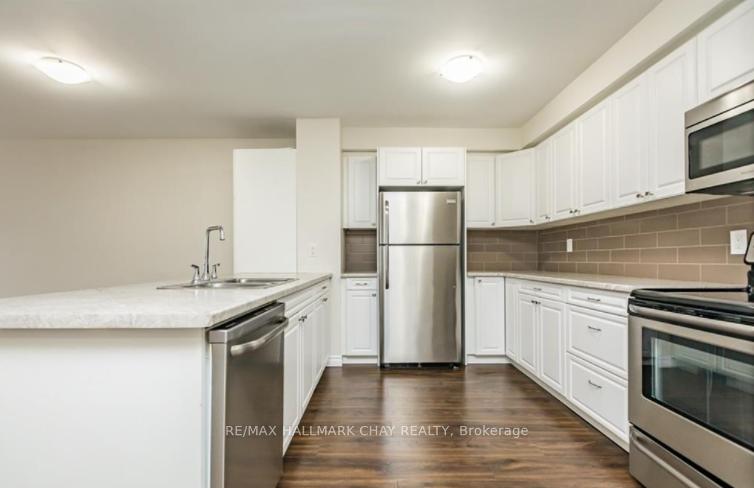 Photo 6 of Unit main level, 97 Daphne Crescent, Barrie, Cundles East — HOMEH