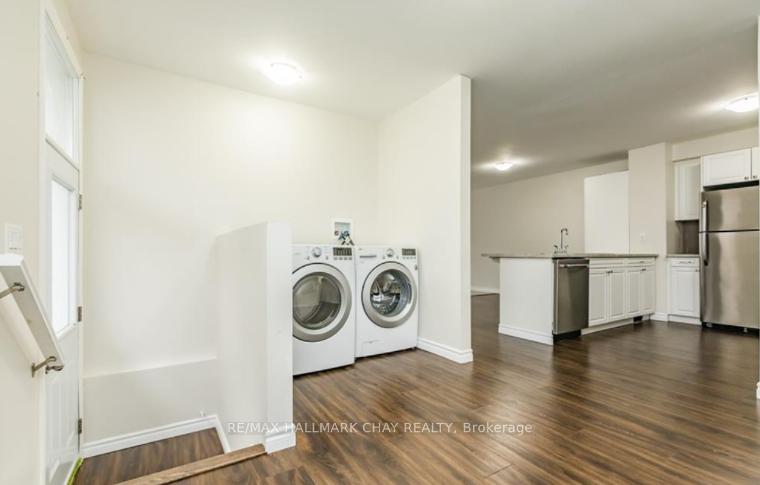 Photo 9 of Unit main level, 97 Daphne Crescent, Barrie, Cundles East — HOMEH