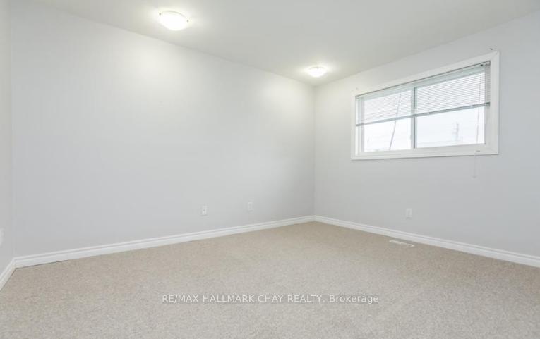 Photo 11 of Unit main level, 97 Daphne Crescent, Barrie, Cundles East — HOMEH