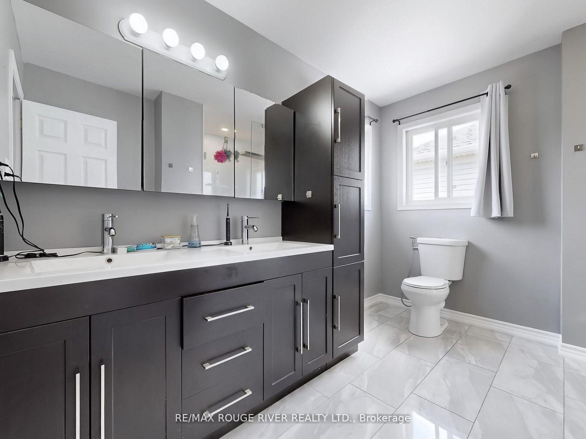 Photo 17 of 112 Scottsdale Drive, Clarington, Bowmanville — HOMEH