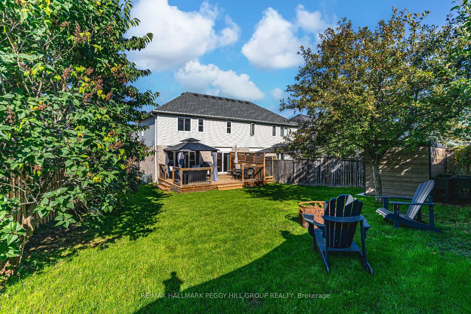 Photo 14 of 29 Heritage Court, Barrie, Painswick South — HOMEH