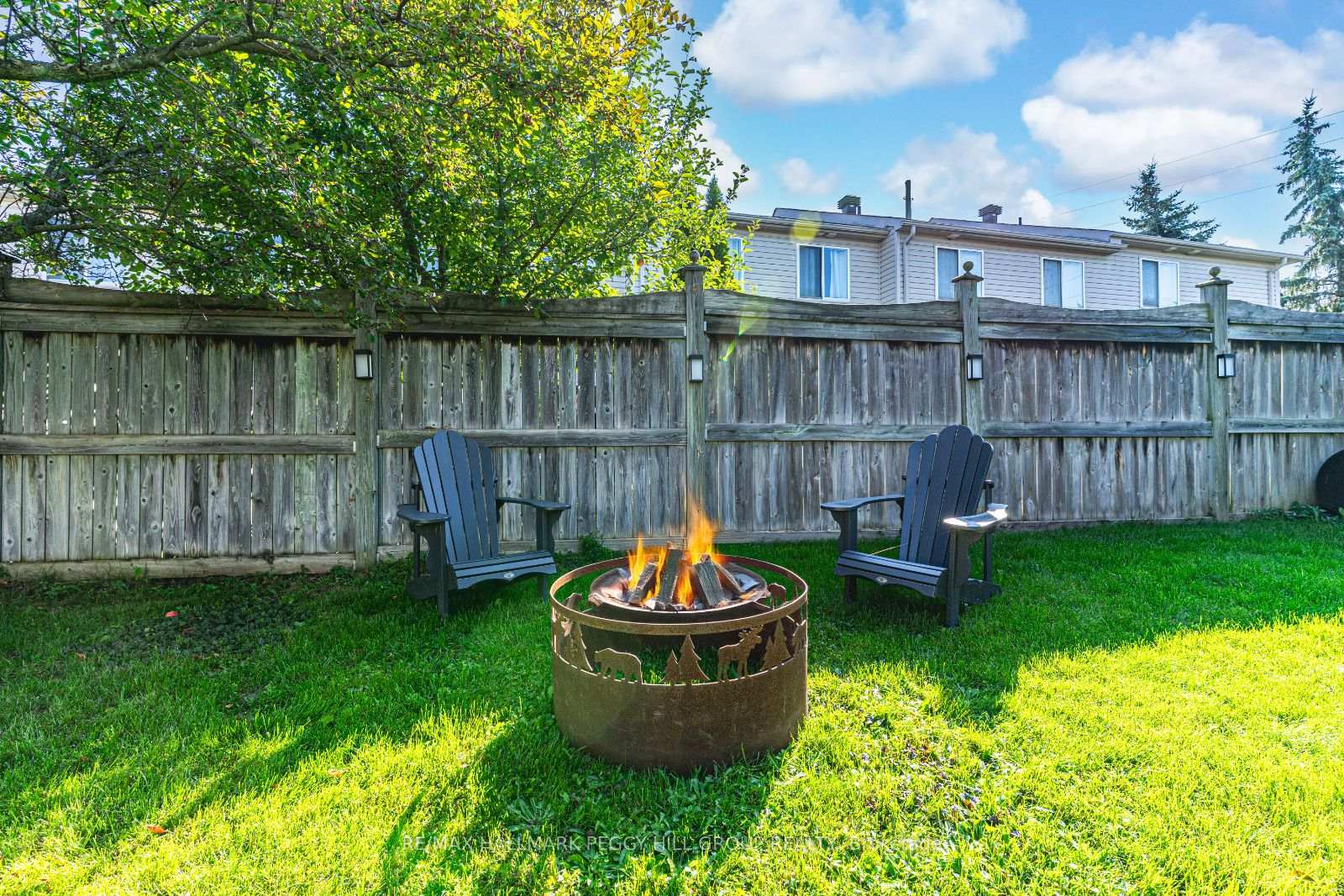 Photo 15 of 29 Heritage Court, Barrie, Painswick South — HOMEH