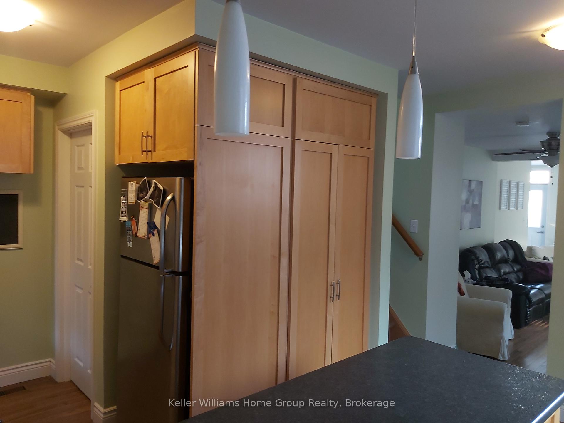 Photo 14 of 112 Surrey Street E, Guelph, Downtown — HOMEH