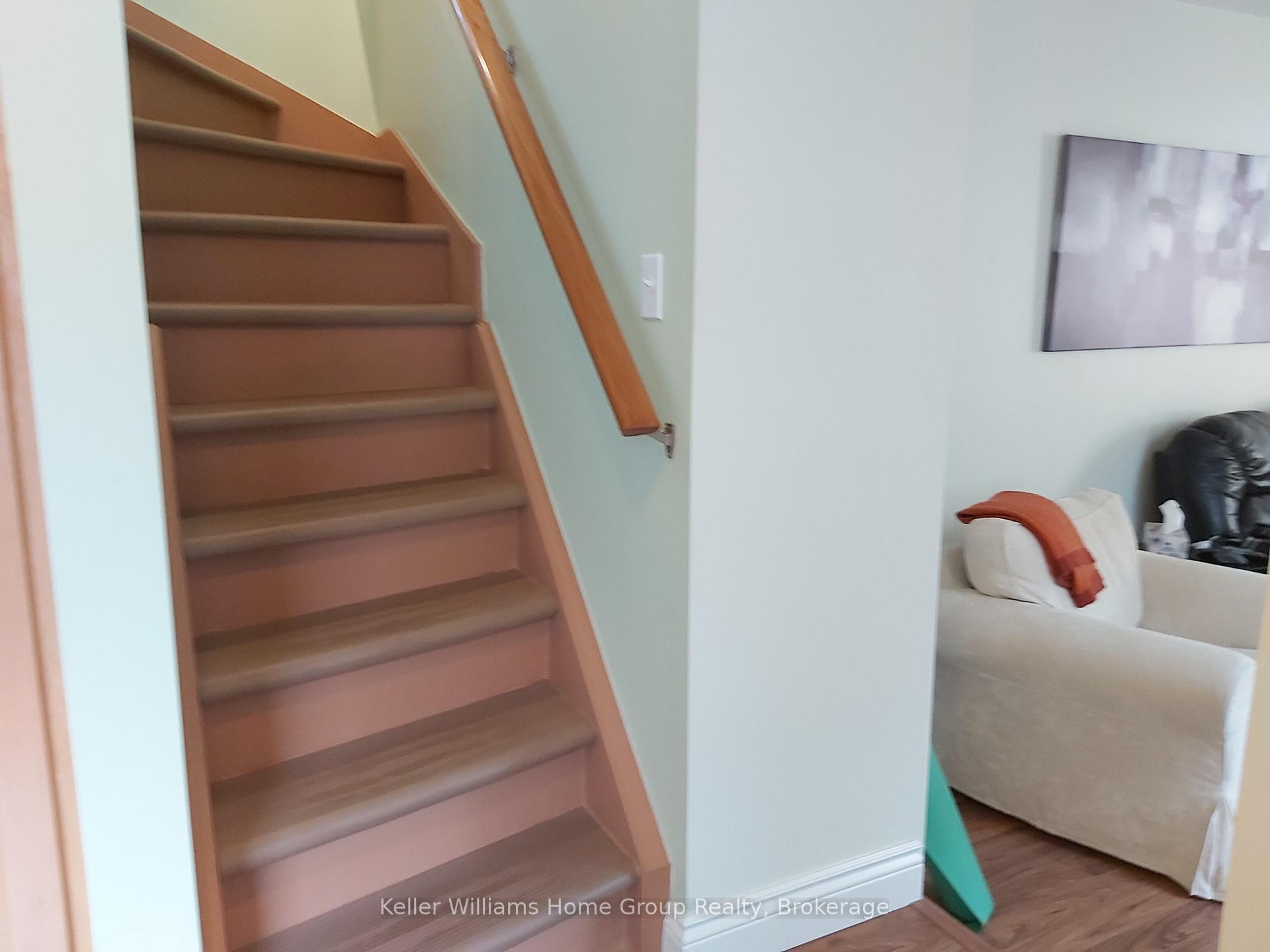 Photo 15 of 112 Surrey Street E, Guelph, Downtown — HOMEH