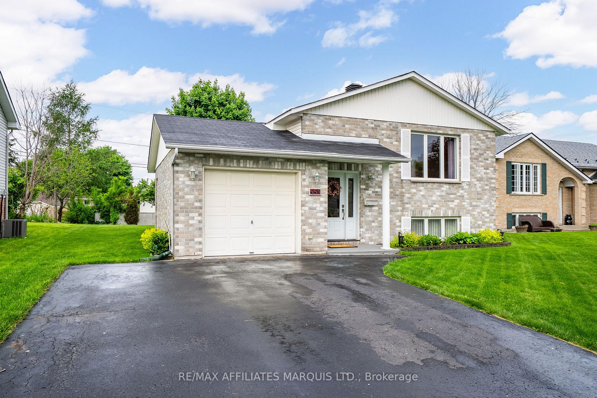Photo 1 of 553 Jase Street, Cornwall — HOMEH
