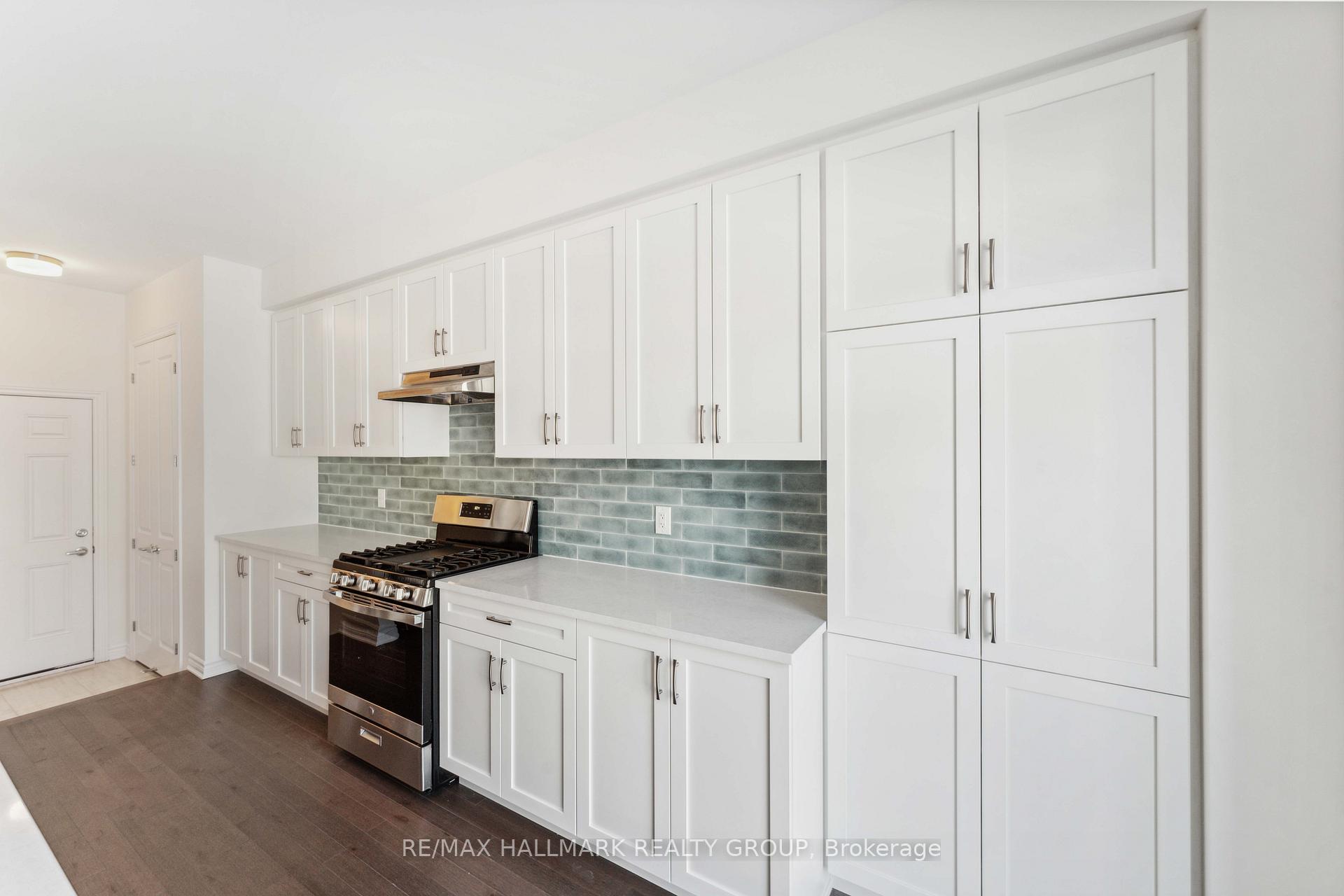 Photo 9 of 848 Snap Hook Crescent W, Ottawa, Barrhaven - Half Moon Bay — HOMEH