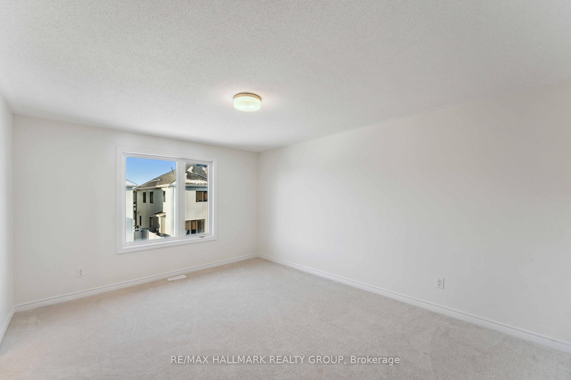 Photo 12 of 848 Snap Hook Crescent W, Ottawa, Barrhaven - Half Moon Bay — HOMEH