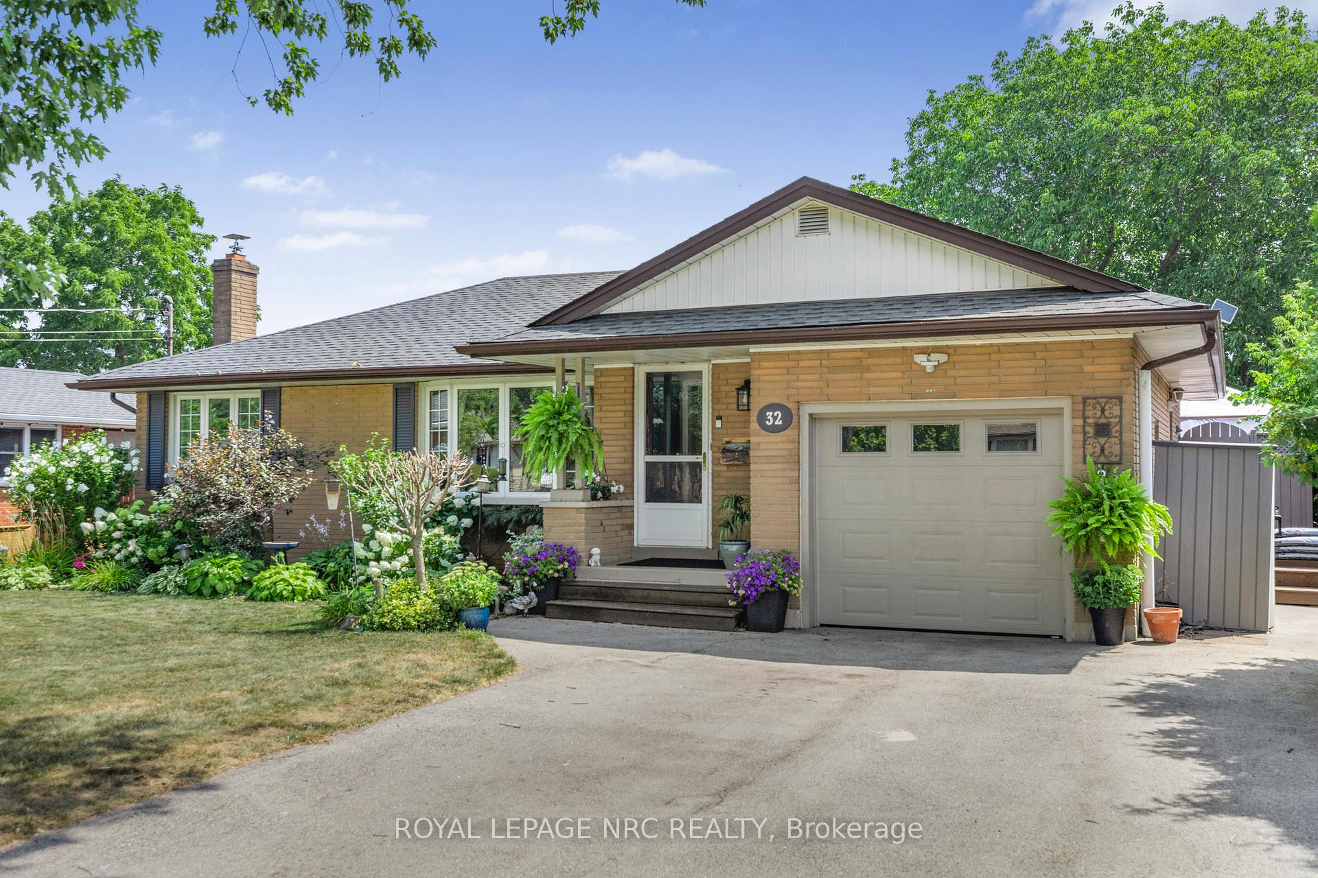 Photo 1 of 32 Whittaker Avenue, Grimsby, Grimsby Beach — HOMEH