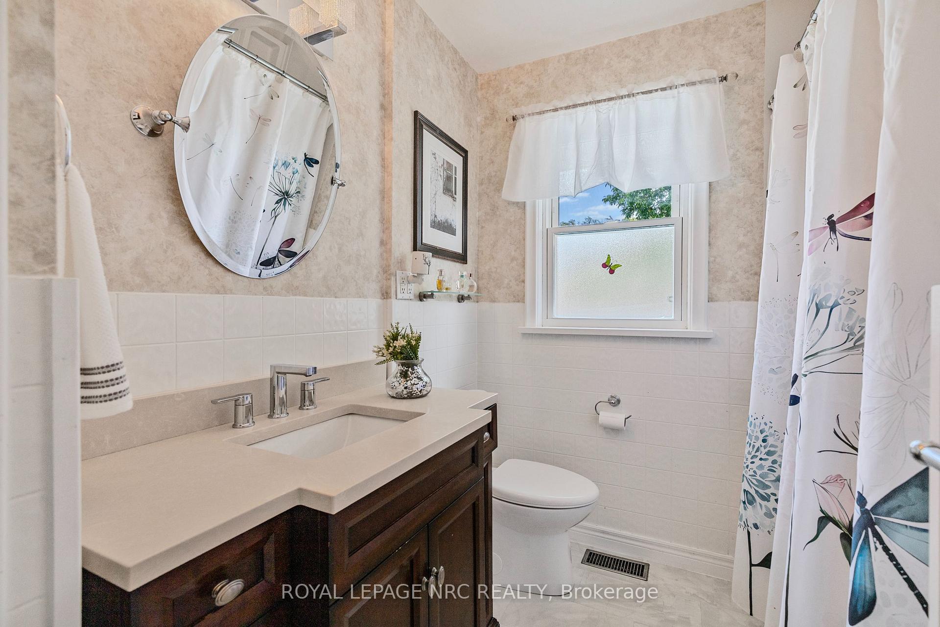 Photo 15 of 32 Whittaker Avenue, Grimsby, Grimsby Beach — HOMEH