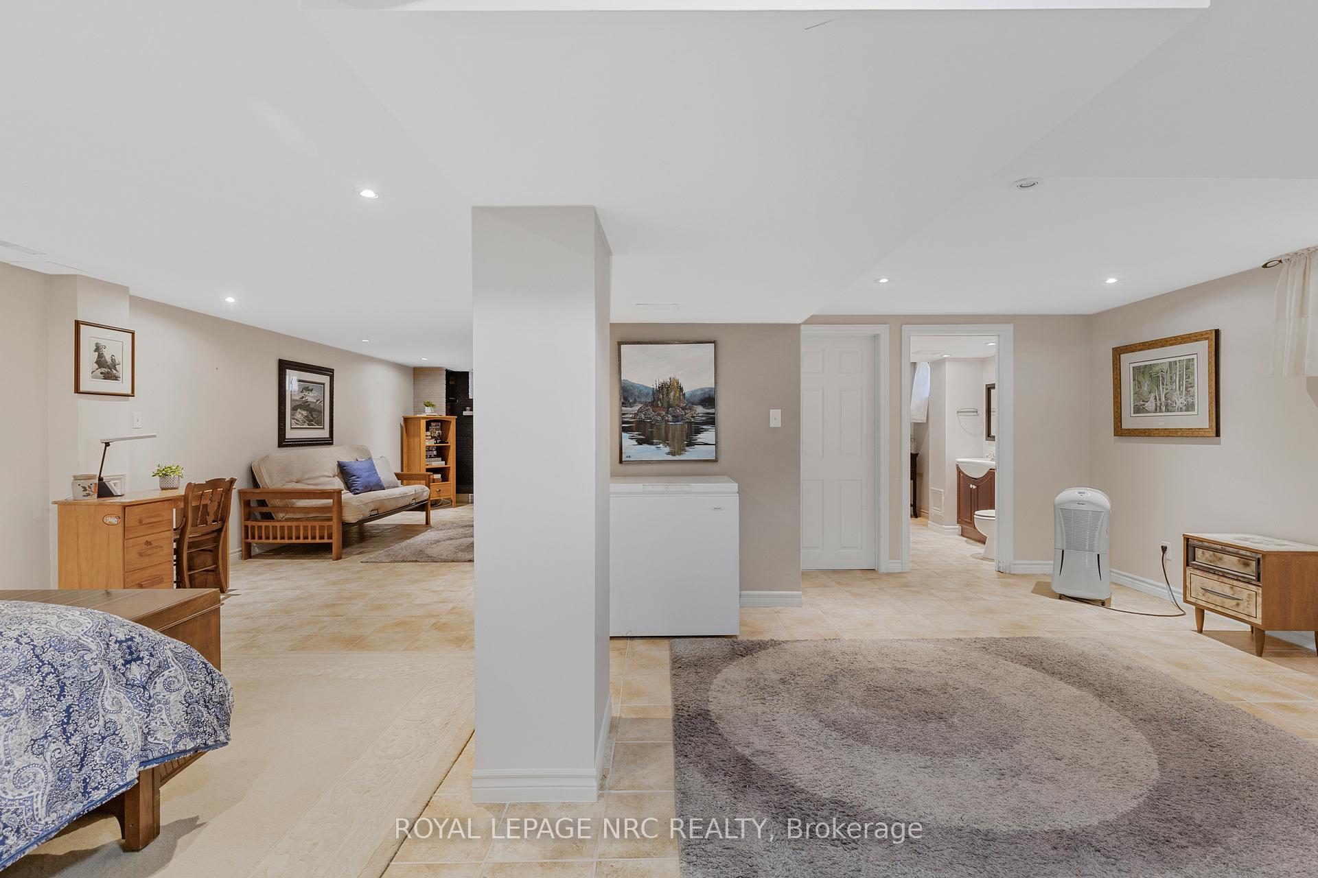 Photo 17 of 32 Whittaker Avenue, Grimsby, Grimsby Beach — HOMEH