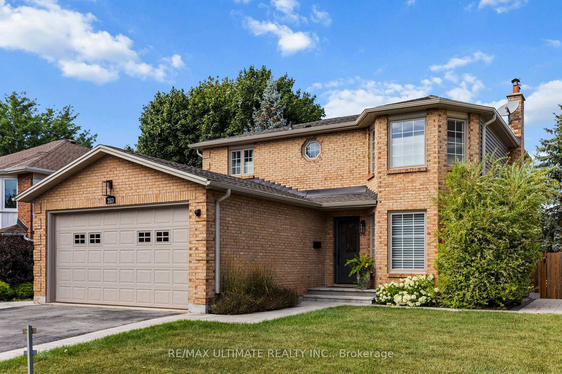 Photo 1 of 2113 Headon Forest Drive, Burlington, Headon — HOMEH