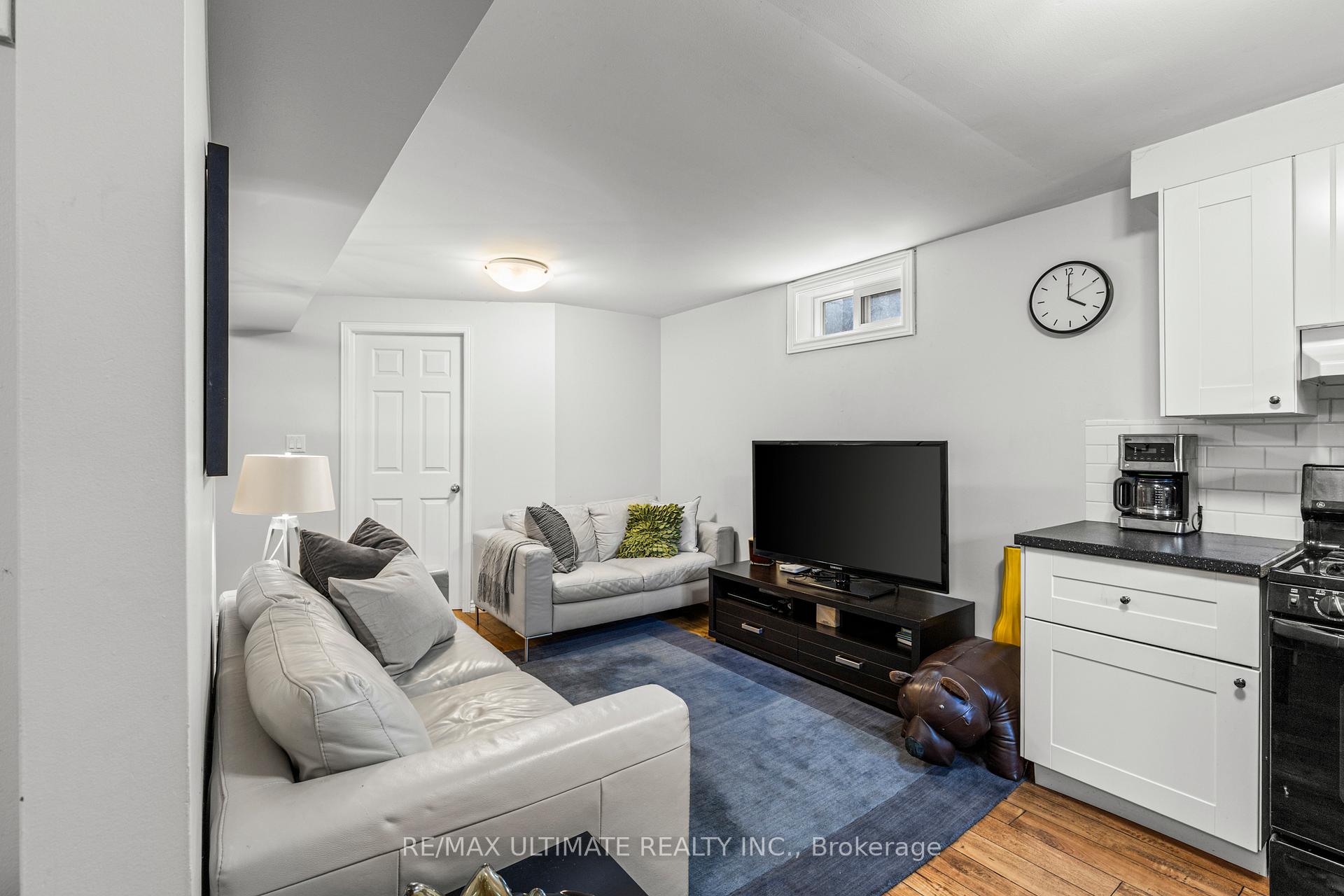 Photo 4 of 2113 Headon Forest Drive, Burlington, Headon — HOMEH