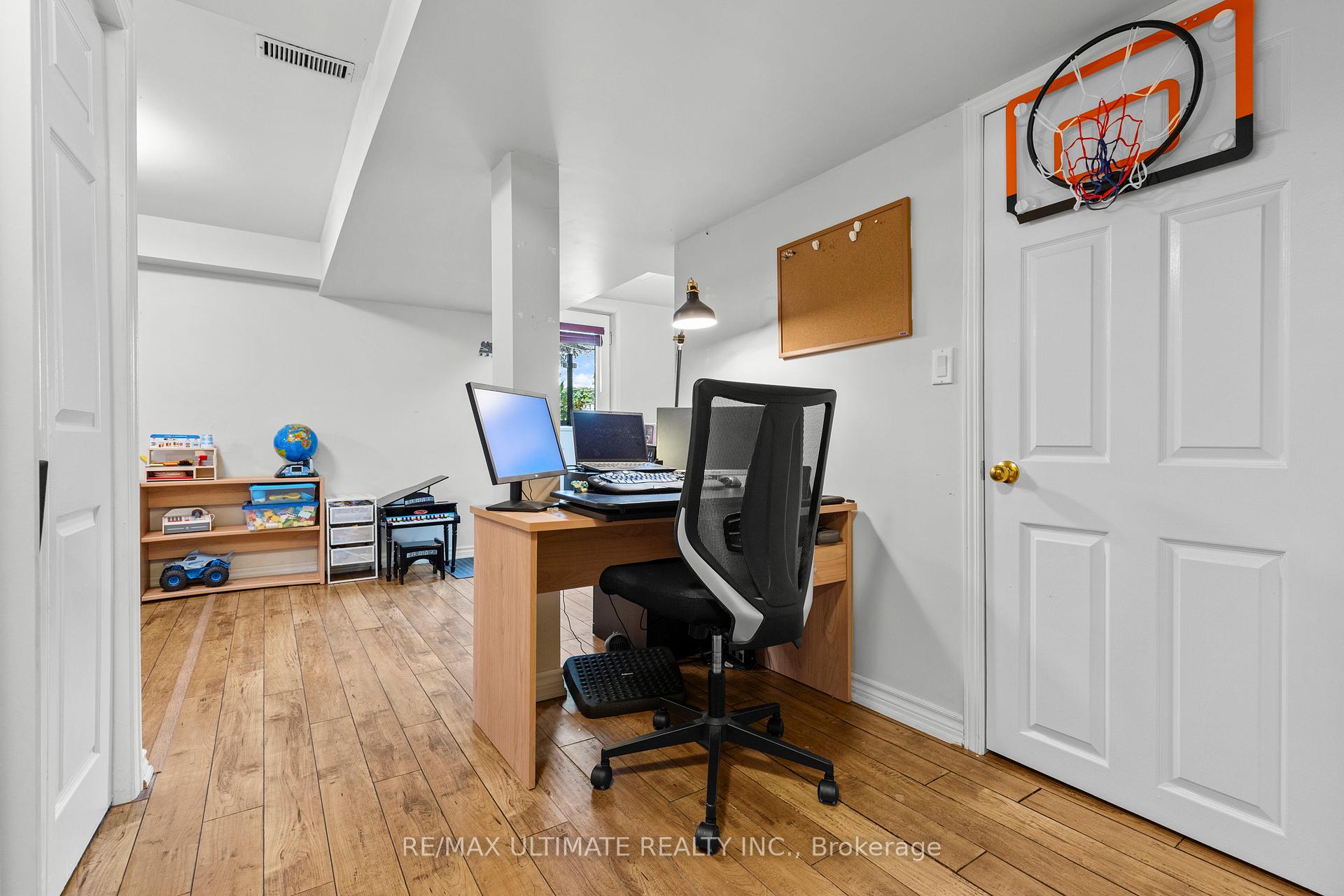 Photo 29 of 2113 Headon Forest Drive, Burlington, Headon — HOMEH