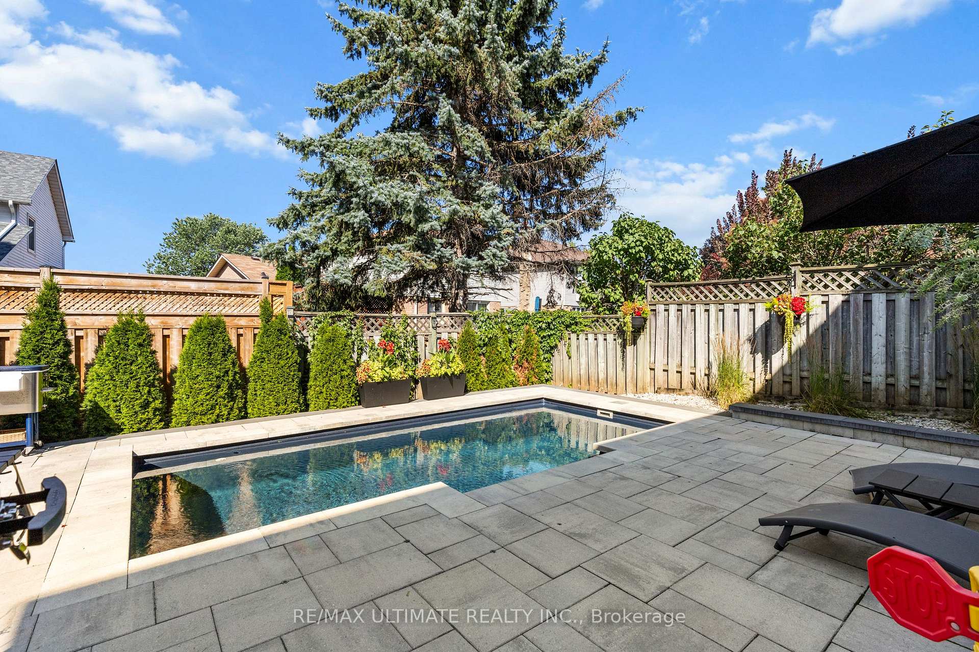 Photo 23 of 2113 Headon Forest Drive, Burlington, Headon — HOMEH