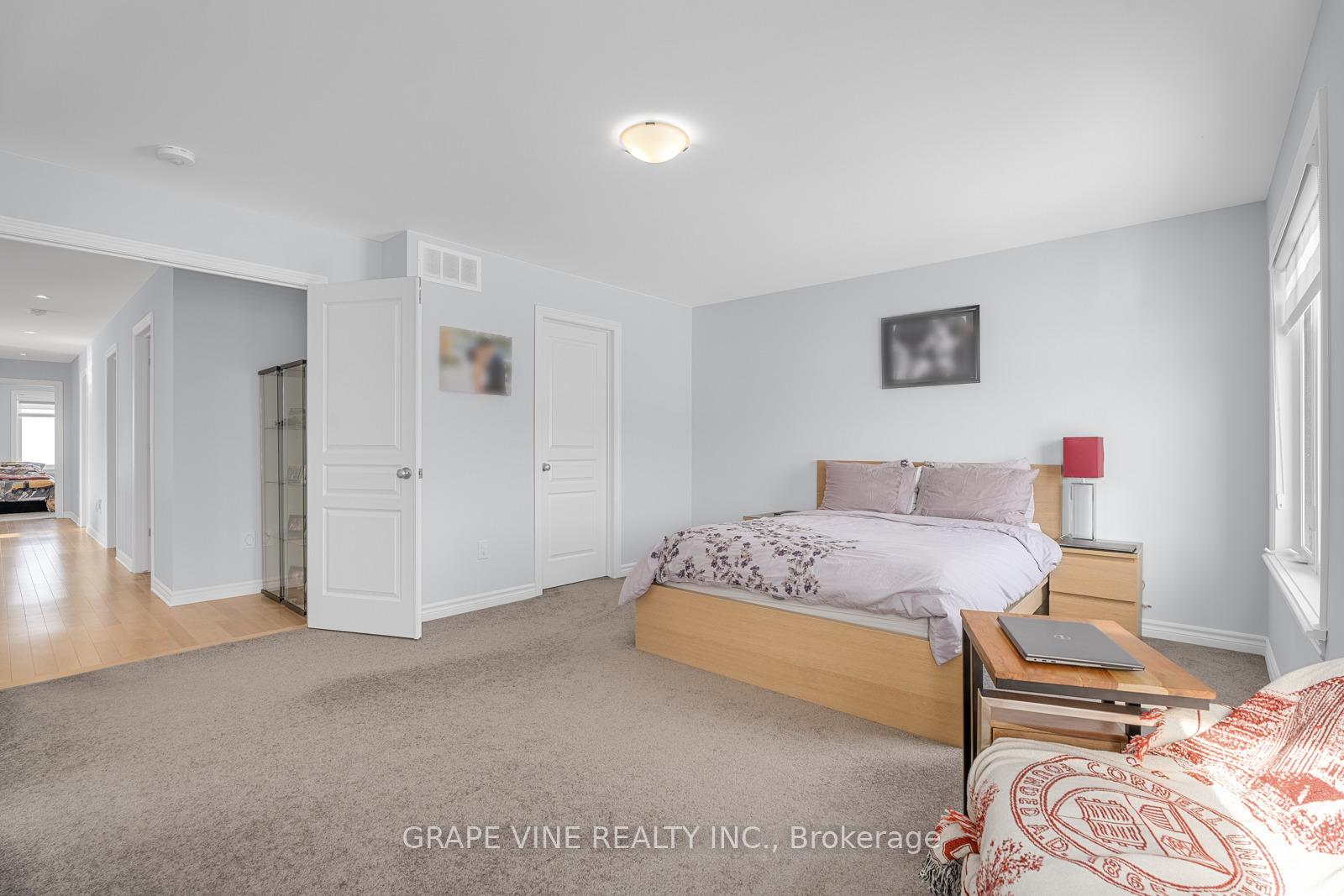 Photo 22 of 132 Pathfinder Way, Ottawa, Riverside South/Gloucester Glen — HOMEH