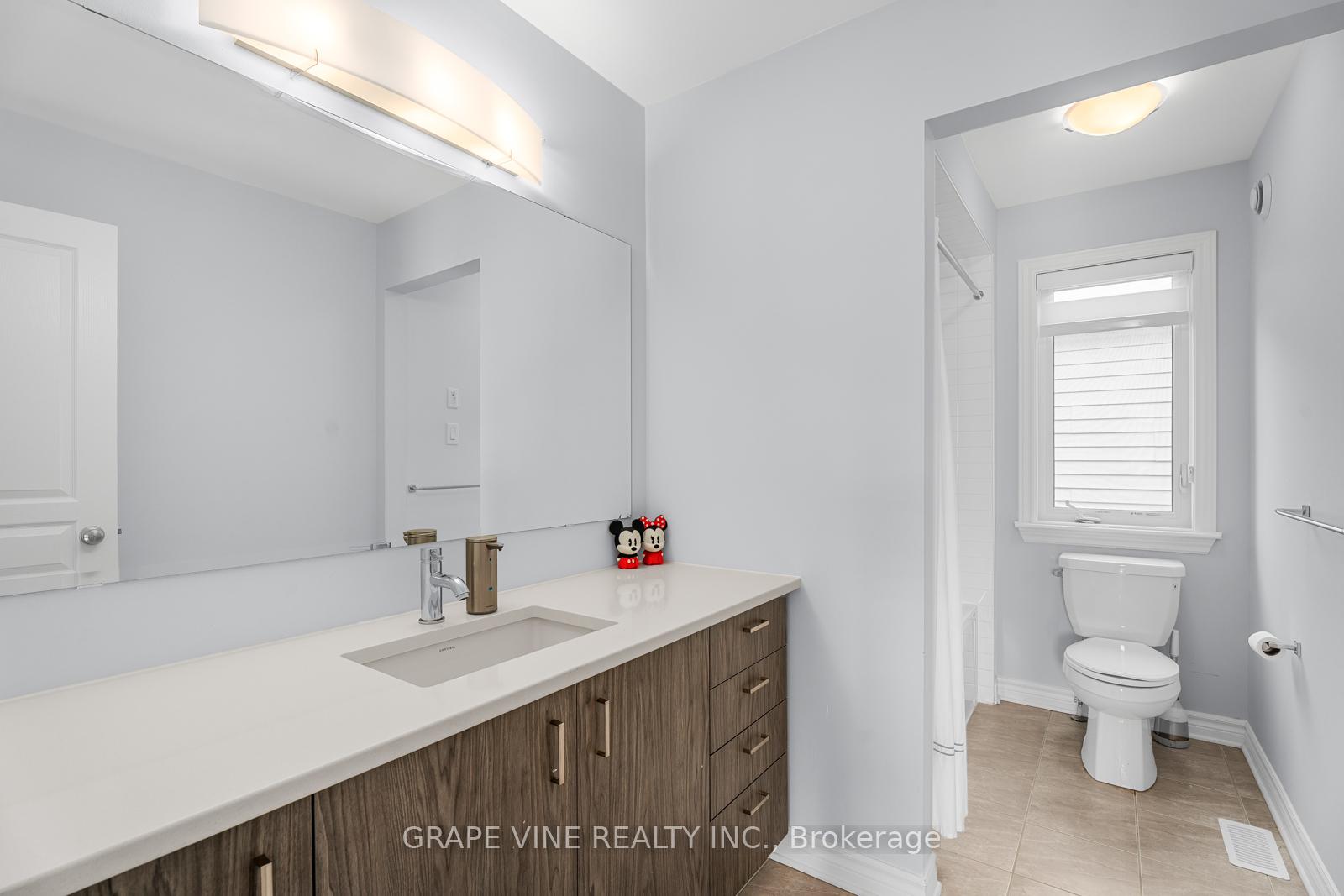 Photo 27 of 132 Pathfinder Way, Ottawa, Riverside South/Gloucester Glen — HOMEH