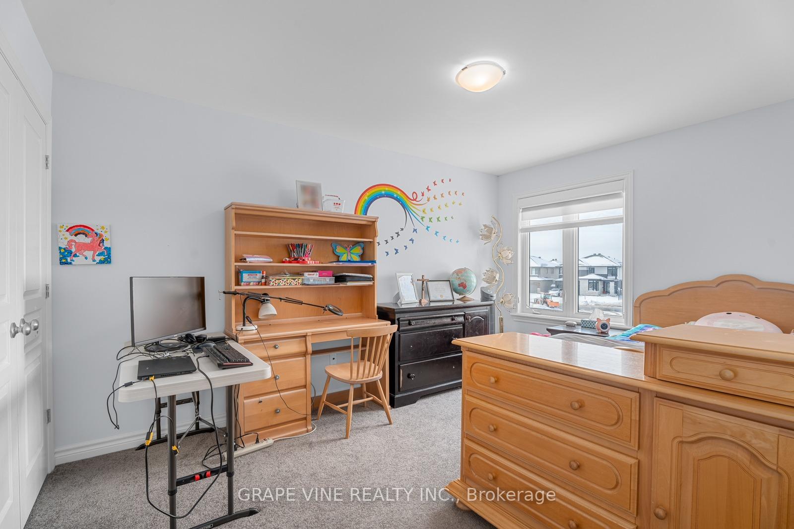 Photo 29 of 132 Pathfinder Way, Ottawa, Riverside South/Gloucester Glen — HOMEH