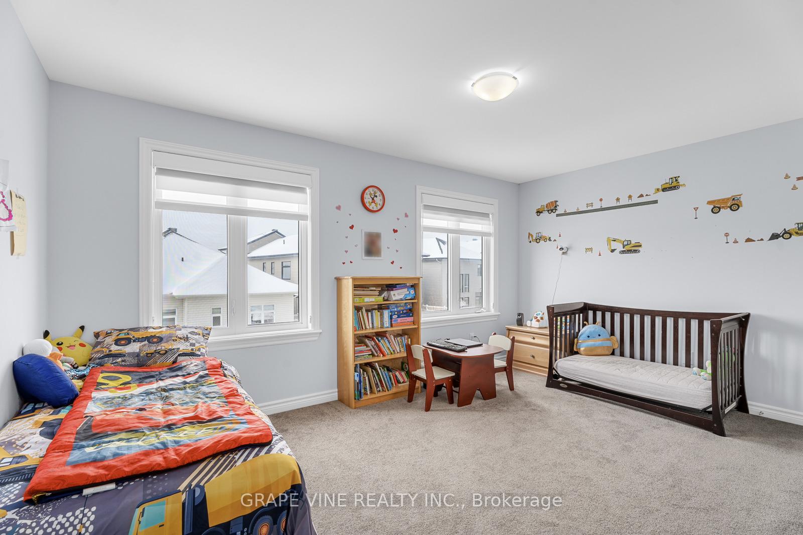 Photo 30 of 132 Pathfinder Way, Ottawa, Riverside South/Gloucester Glen — HOMEH