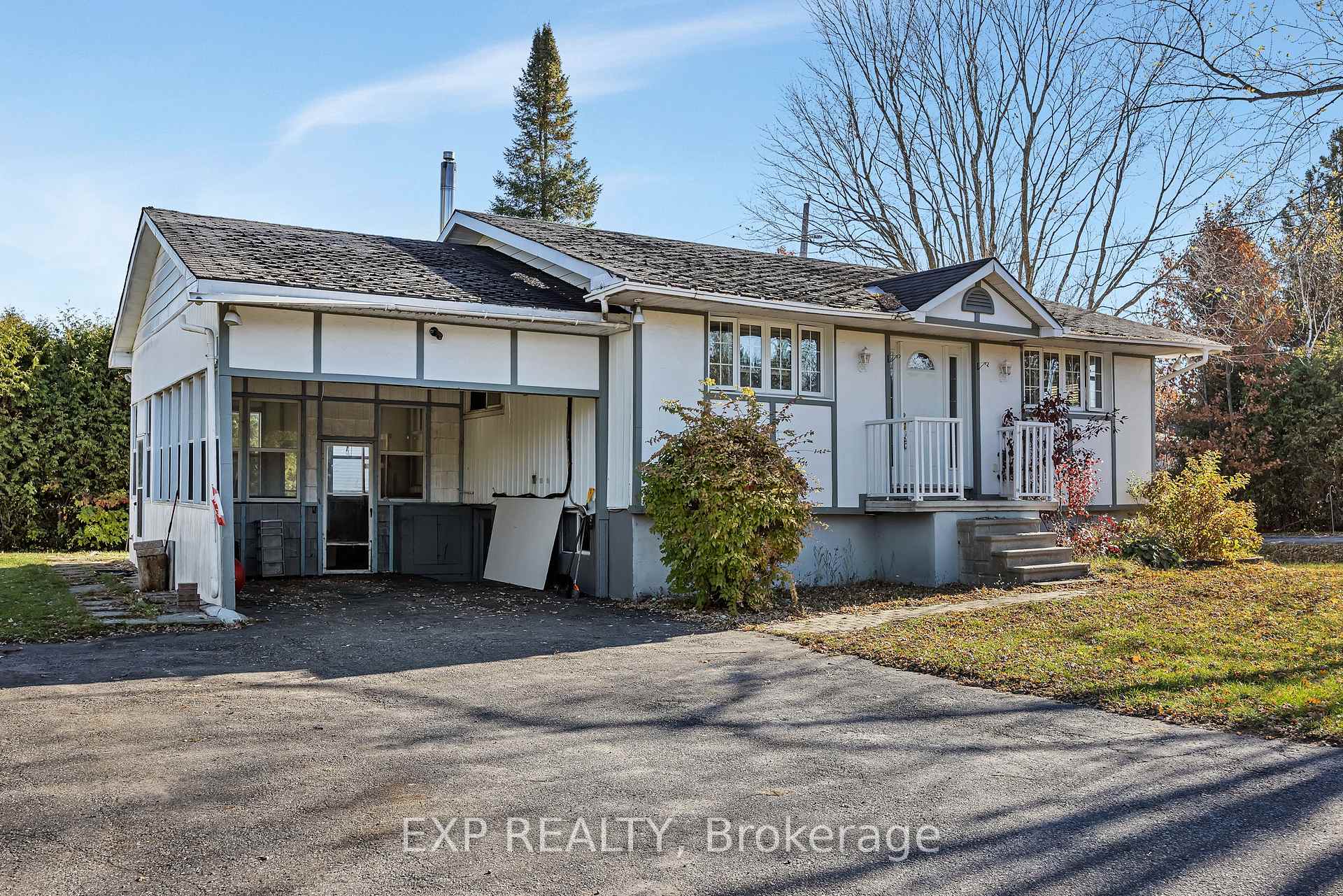 Photo 2 of 3297 Wayne Street, Ottawa, Osgoode — HOMEH