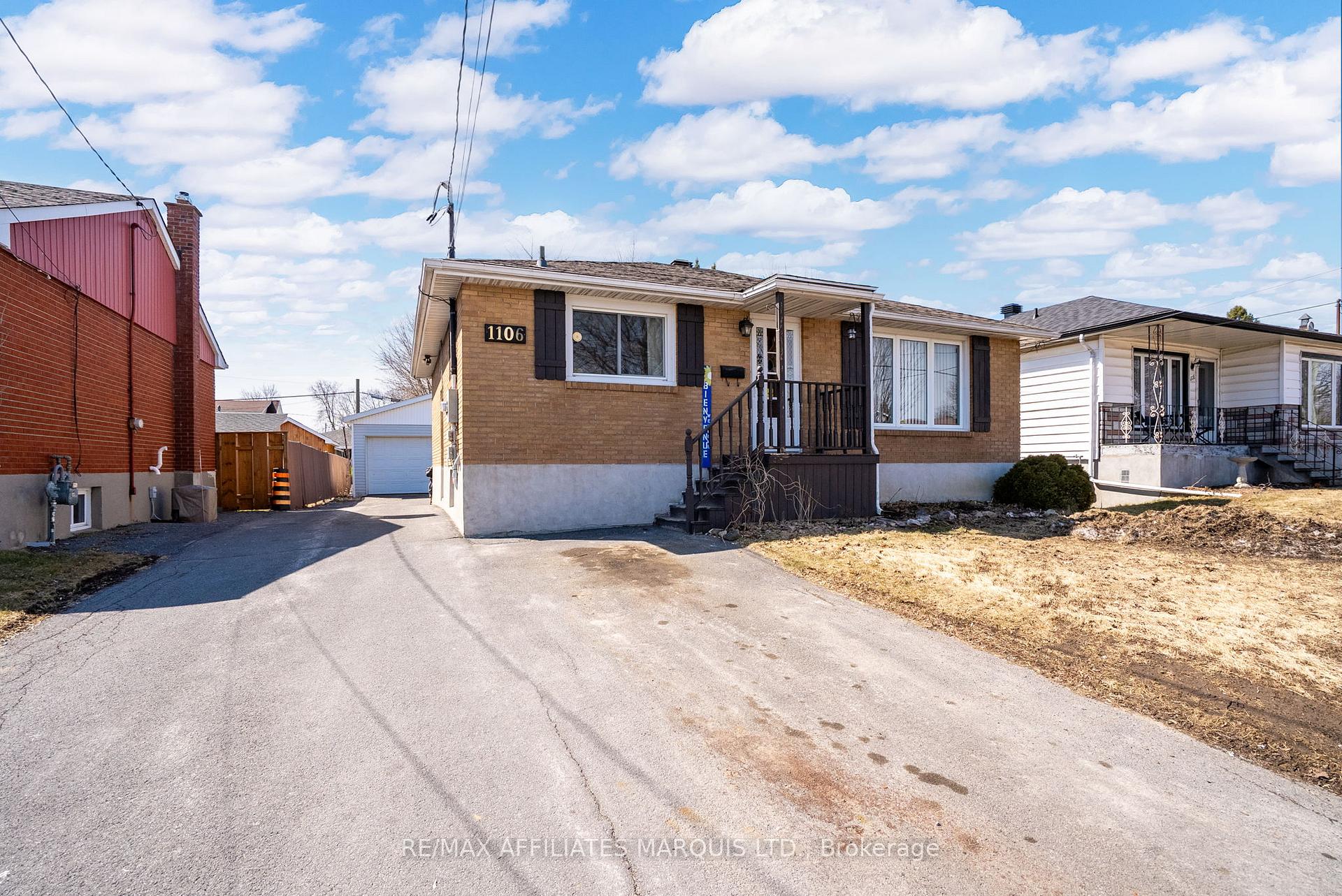 Photo 1 of 1106 Daly Avenue, Cornwall — HOMEH